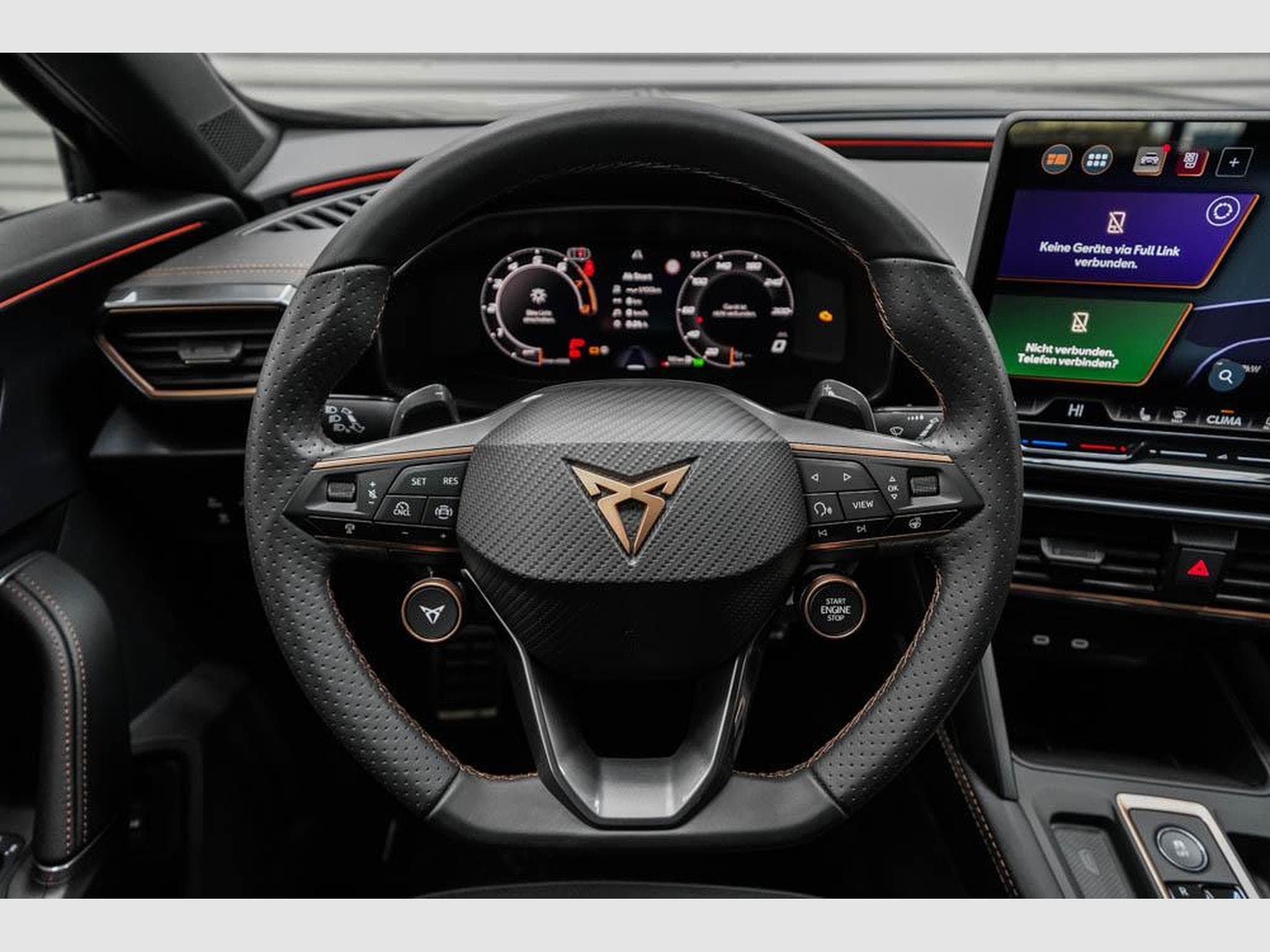 Cupra Formentor 1,5 eTSI DSG (2026) - Photo 9