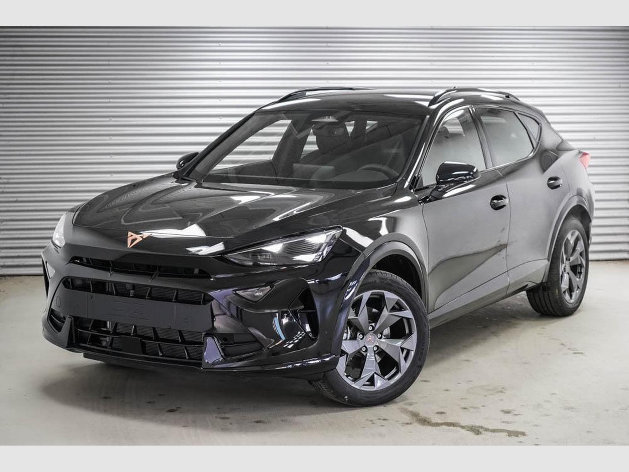 Cupra Formentor 1,5 eTSI DSG (2026) - Photo 1