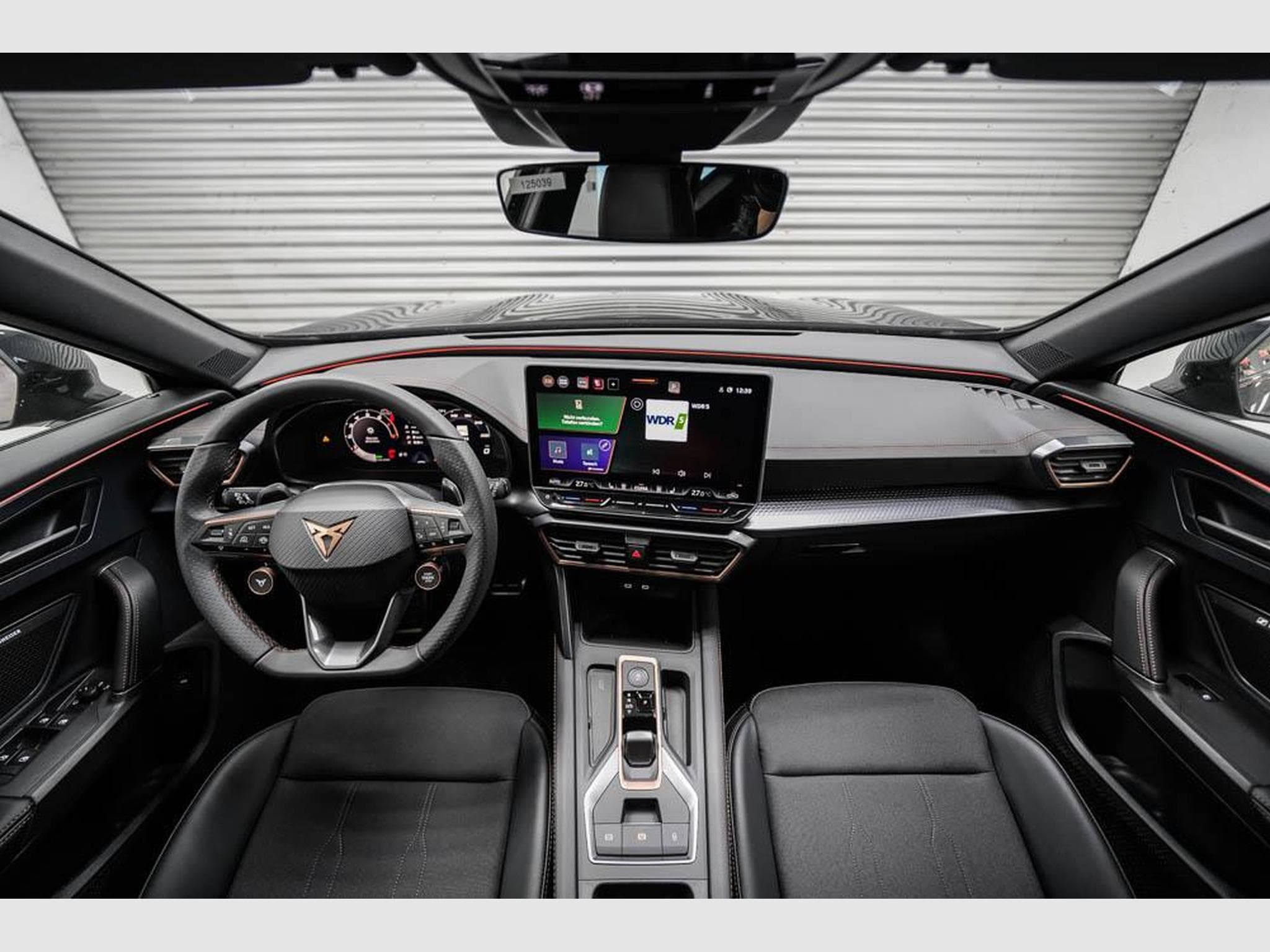 Cupra Formentor 1,5 eTSI DSG (2026) - Photo 6