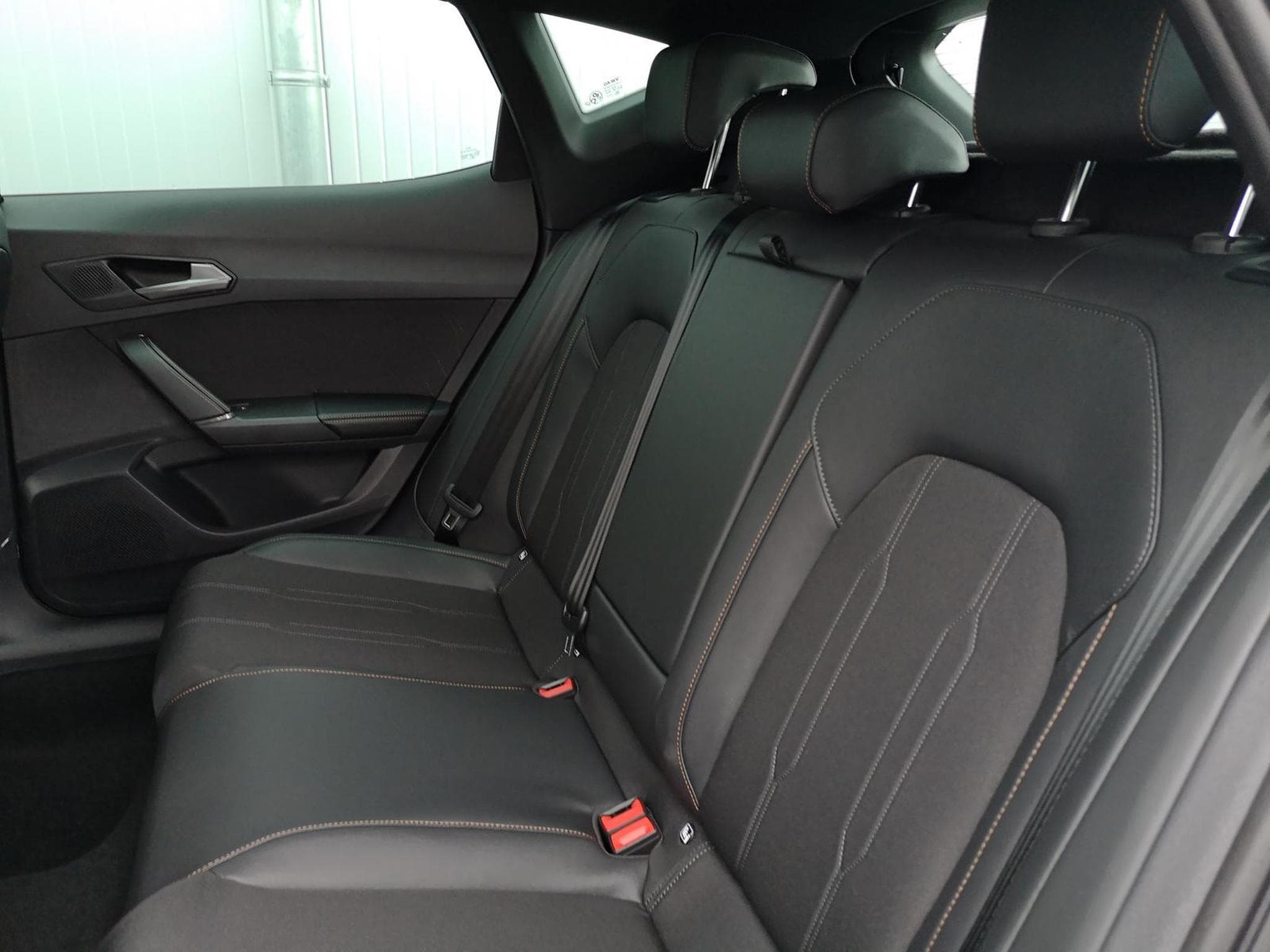 Cupra Formentor 1.5 eTSI 110 kW (2026) - Foto 7