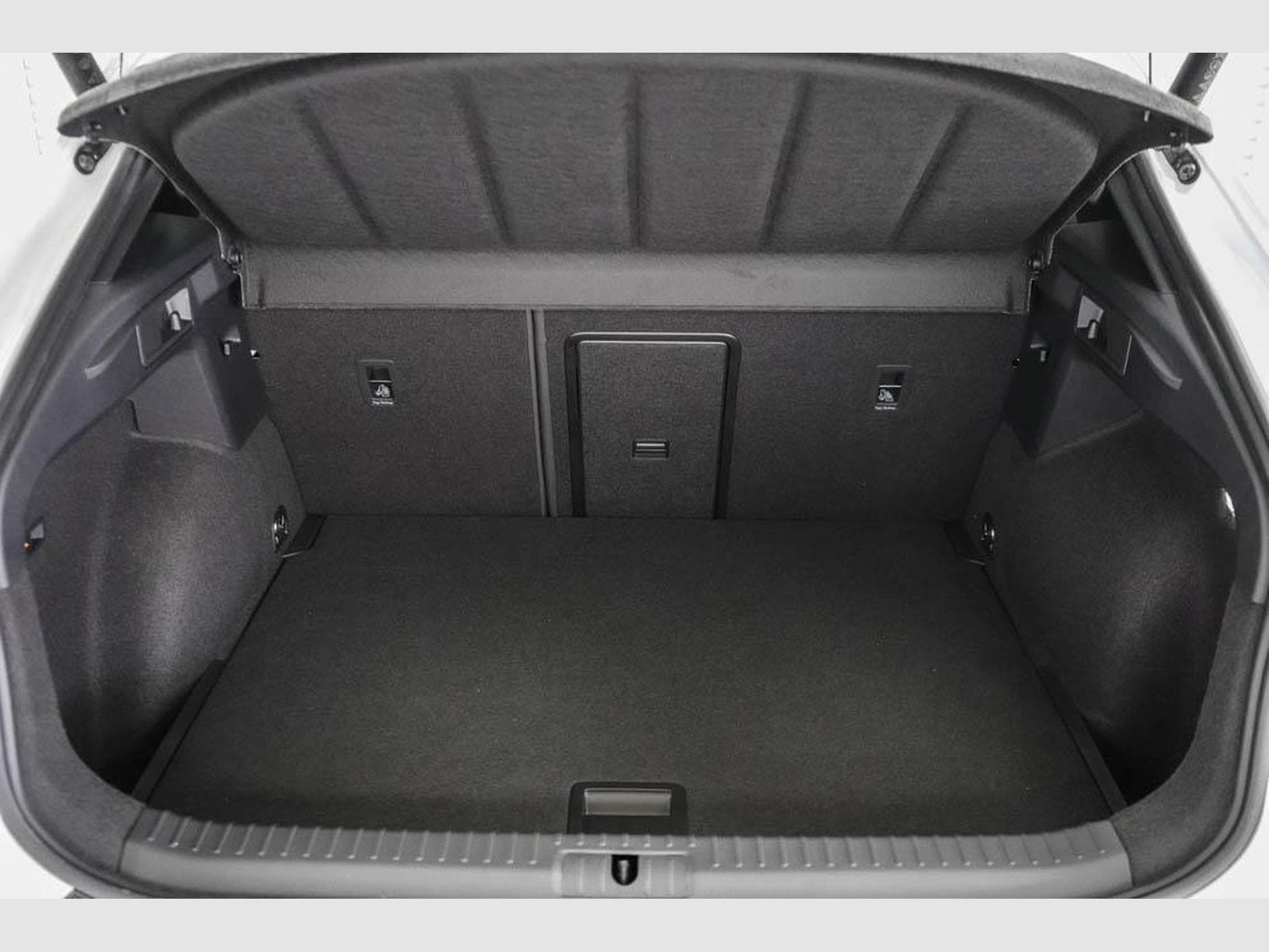 Cupra Formentor 1,5 eTSI DSG (2026) - Foto 18