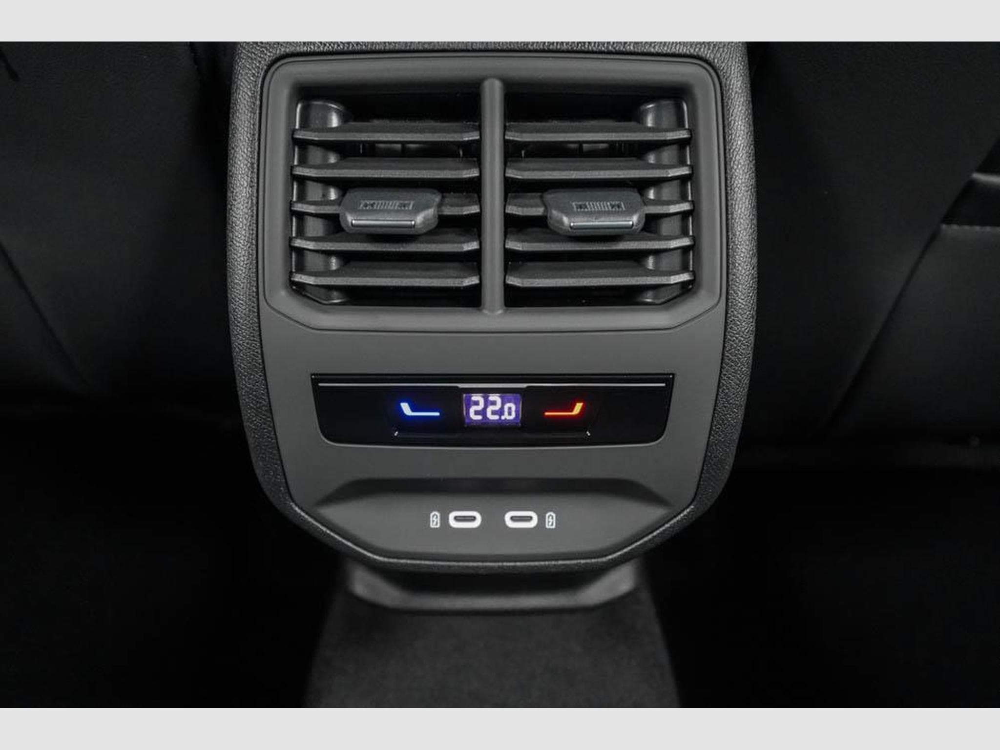 Cupra Formentor 1,5 eTSI DSG (2026) - Foto 17