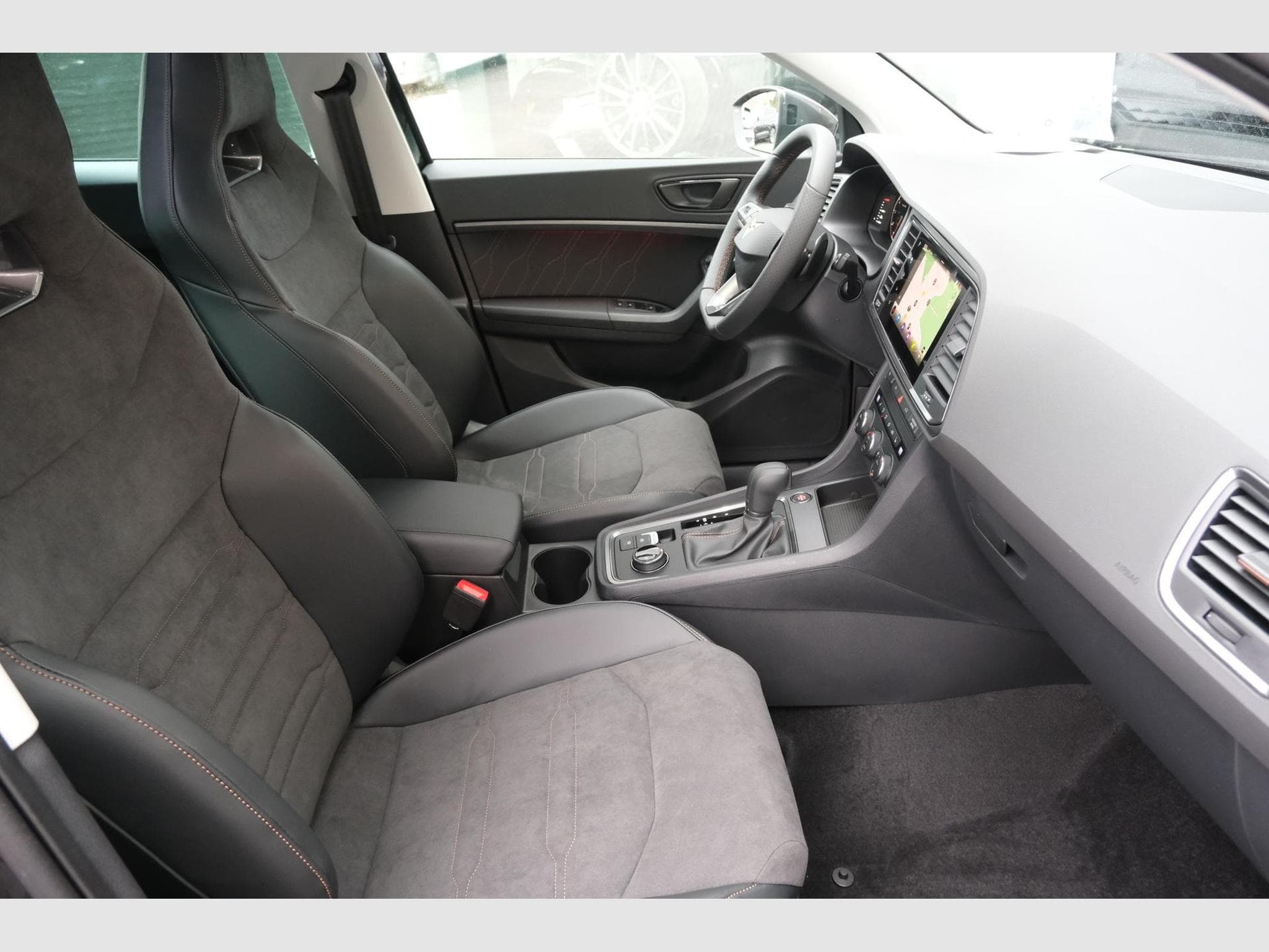 Cupra Ateca 1.5 TSI DSG (2026) - Foto 6