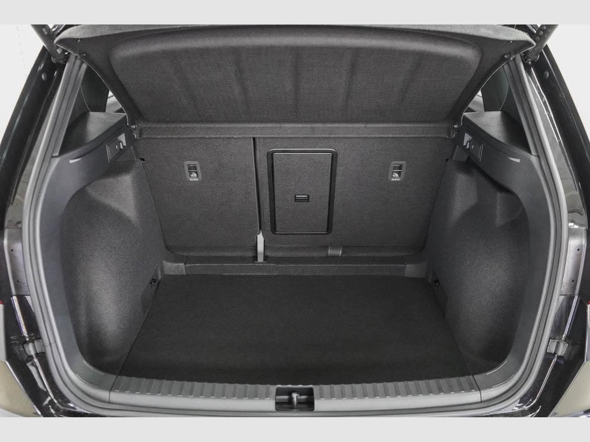 Cupra Ateca 2,0 TSI DSG (2025) - Photo 17