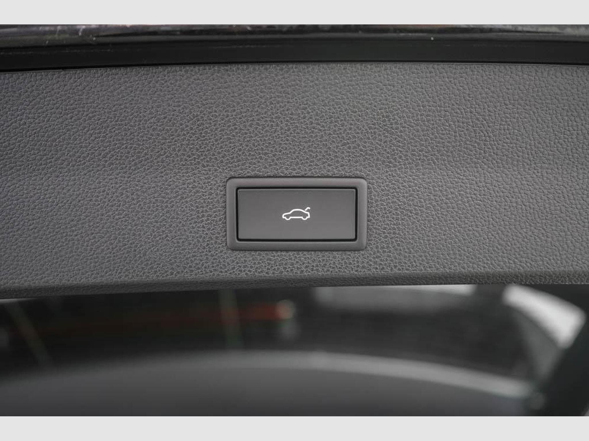 Cupra Ateca 2,0 TSI DSG (2025) - Photo 19