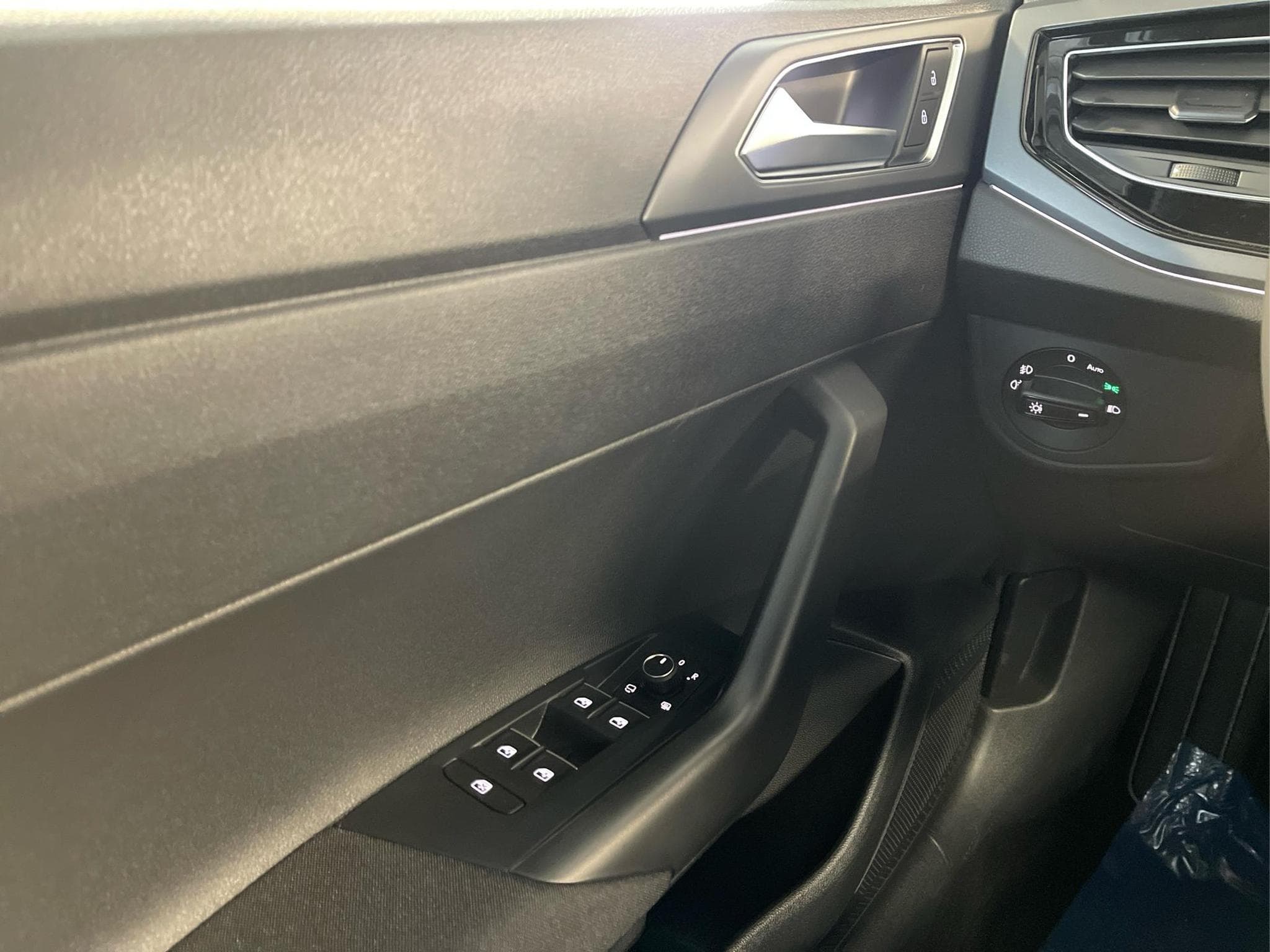 VW Taigo R-Line (2026) - Photo 9