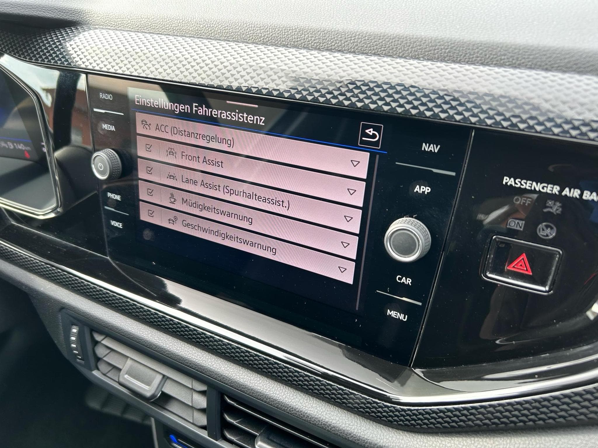 VW Taigo LIFE (2025) - Photo 11