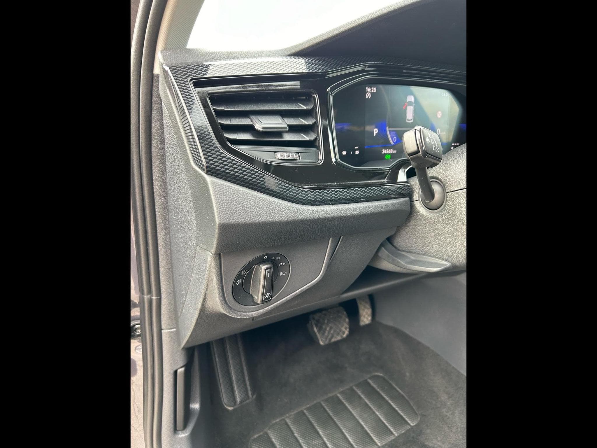 VW Taigo LIFE (2025) - Photo 4