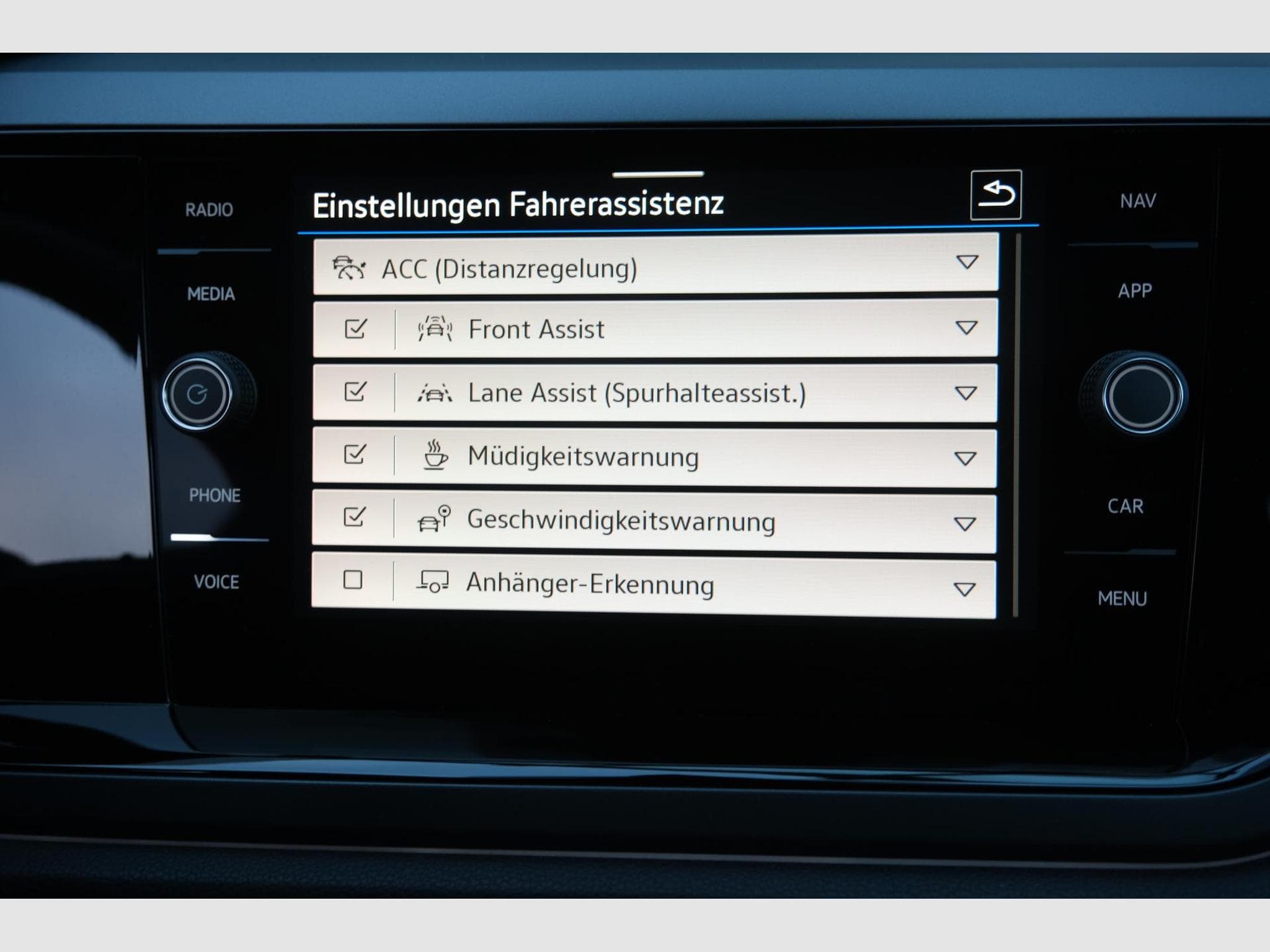 VW Taigo 1.0 TSI DSG (2026) - Photo 15