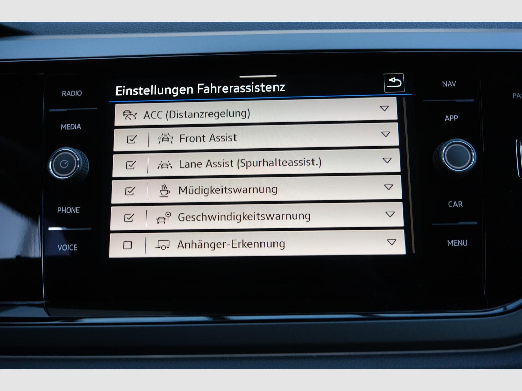 VW Taigo 1.5 TSI DSG (2026) - Photo 15