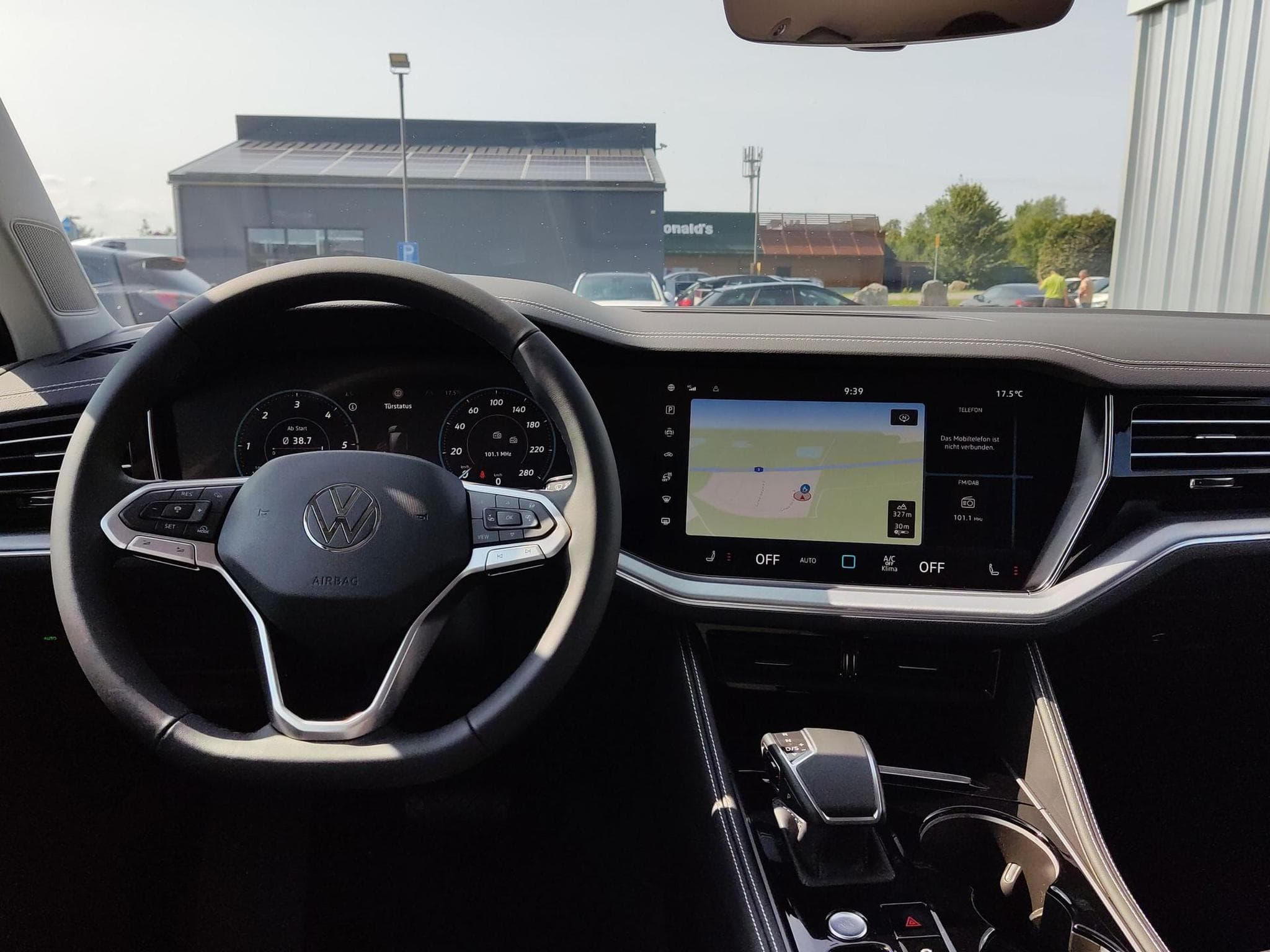 VW Touareg Limited 3.0 V6 (2026) - Photo 10