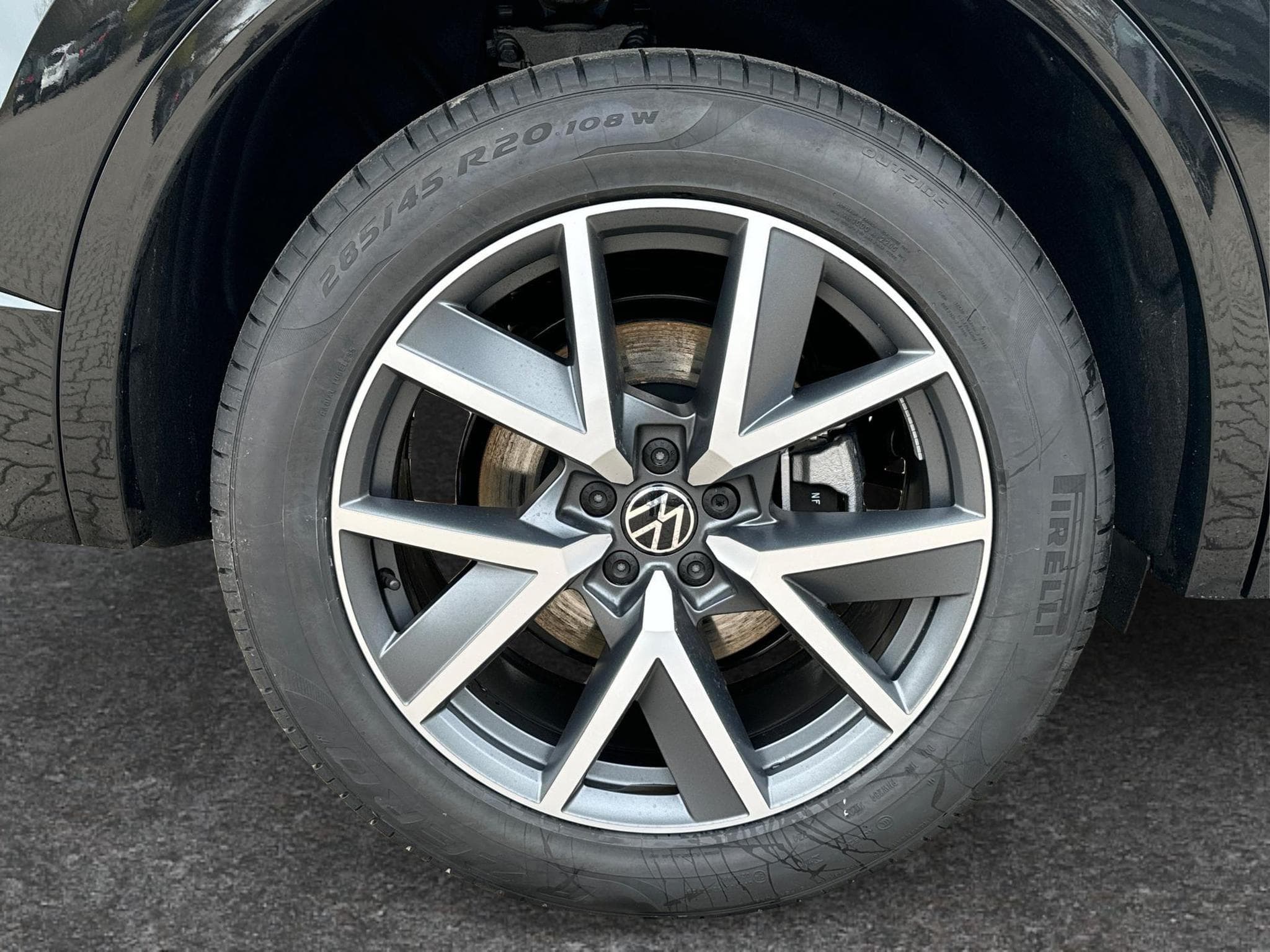 VW Touareg R FINAL EDITION (2026) - Photo 12