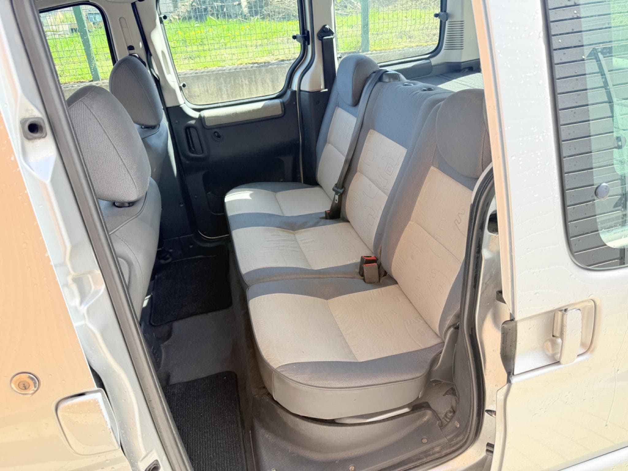 Peugeot Partner 1.4i 75ch Totem Clim (2006) - Photo 6