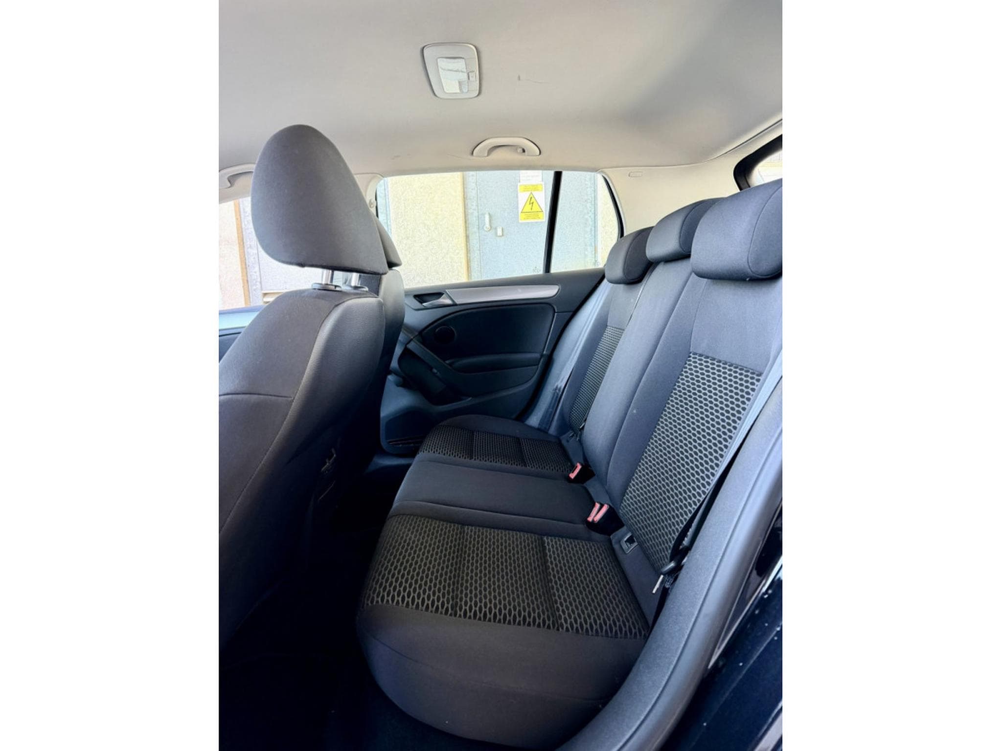 VW Golf 1.6 Tdi 105 comfortline (2011) - Photo 7