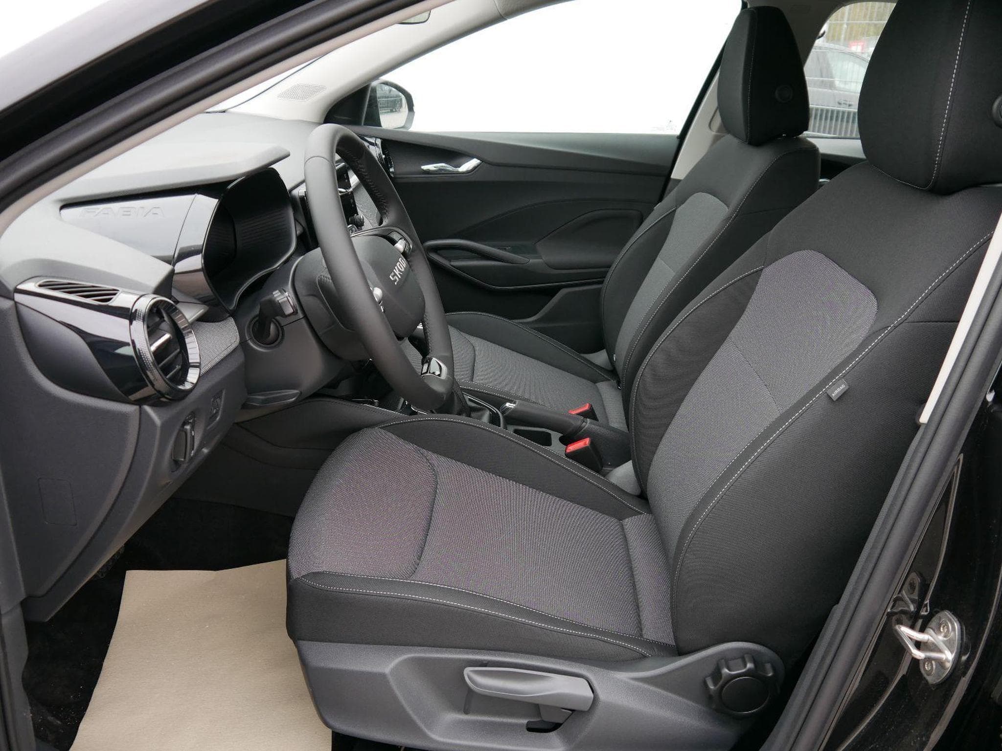 Skoda Fabia Selection (2026) - Photo 9
