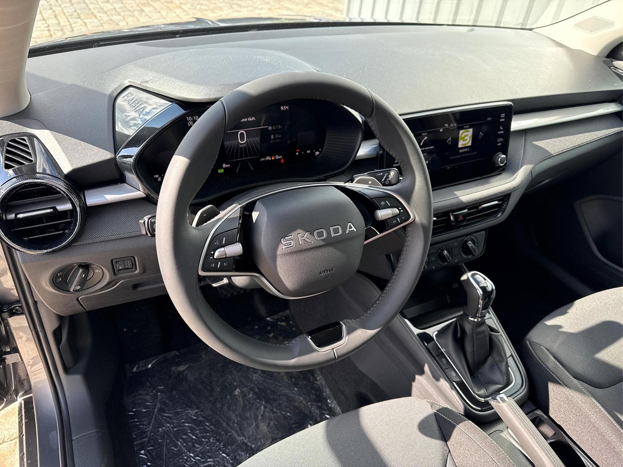 Skoda Fabia Sondermodell 130 Jahre (2026) - Foto 8