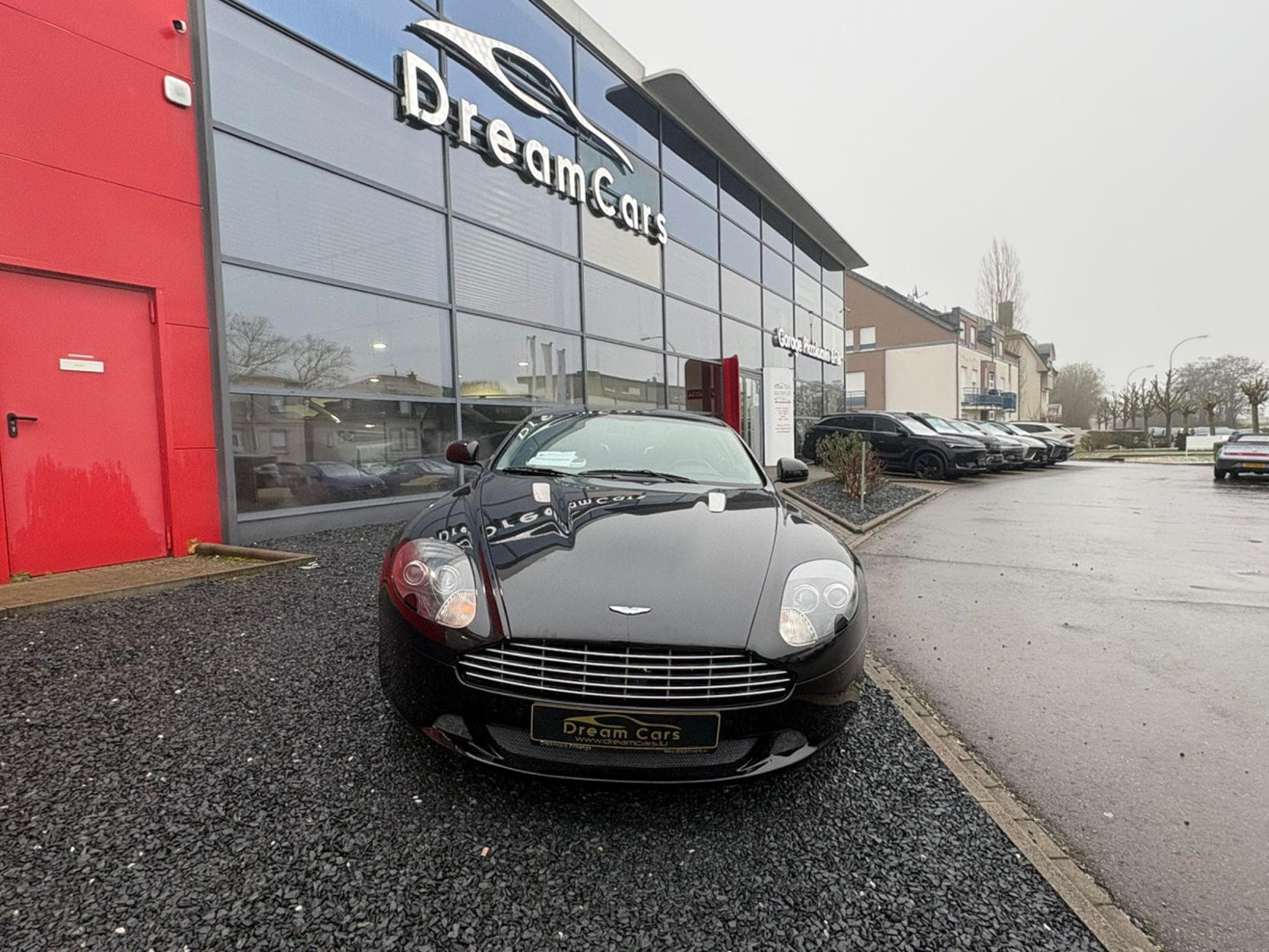 Aston-Martin DB9 BLACK SERIES (2010) - Photo 8