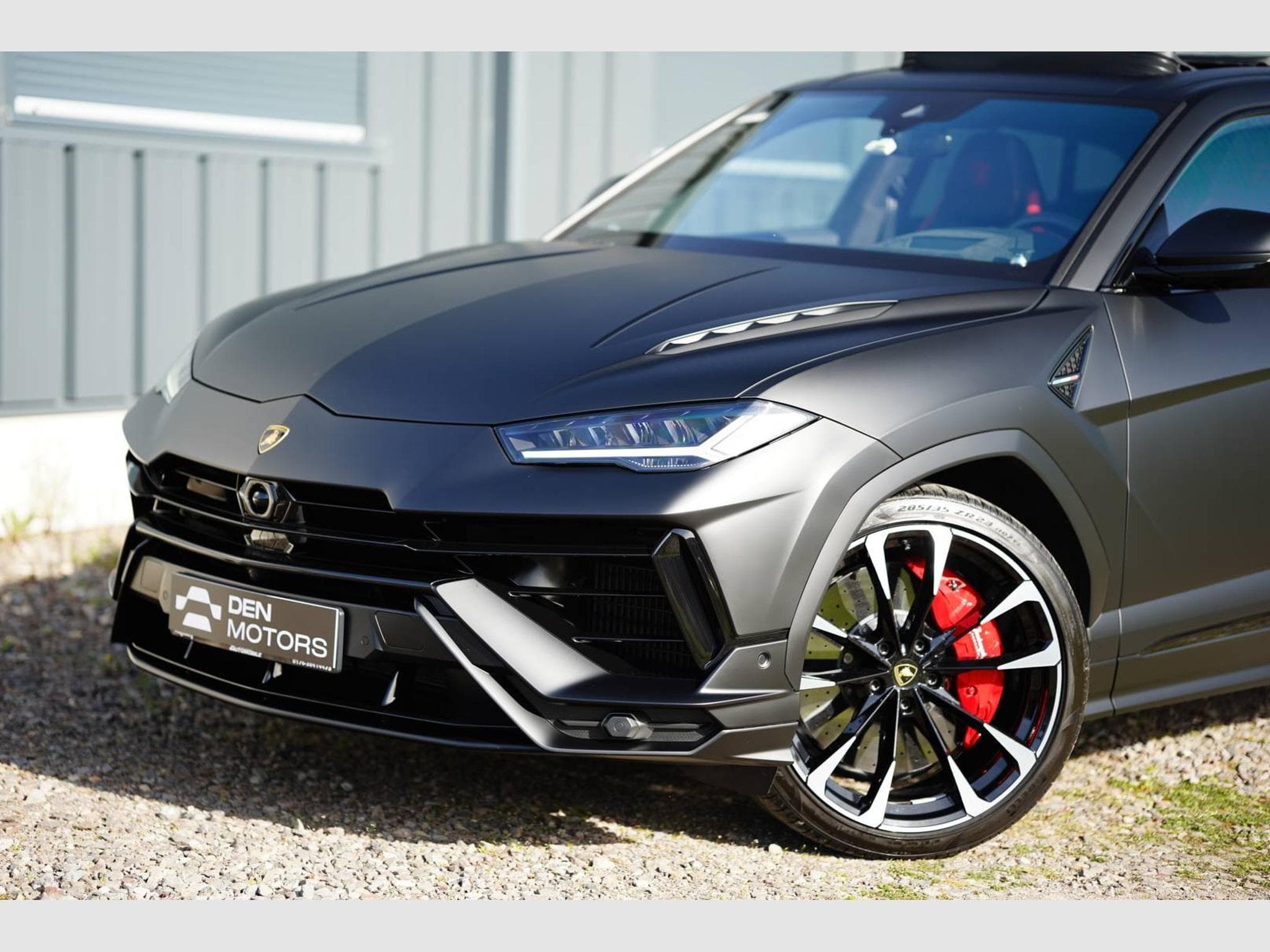 Lamborghini  Urus S V8 4.0L 666CH – Configuration exceptionnelle noir mat – 1è (2025) - Photo 4