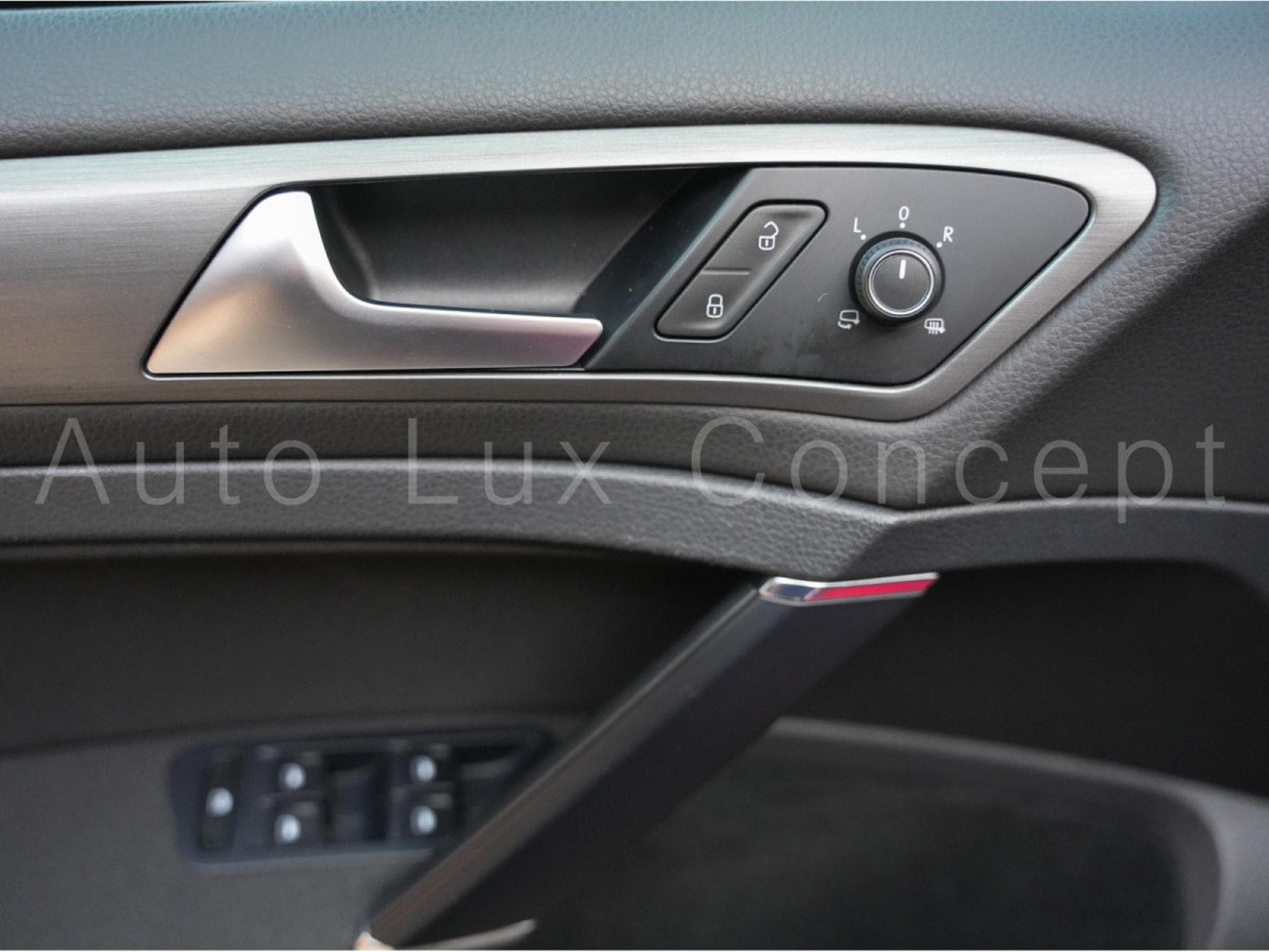 VW Golf 1.4 TSI 140 ch DSG 7 (2013) - Photo 16