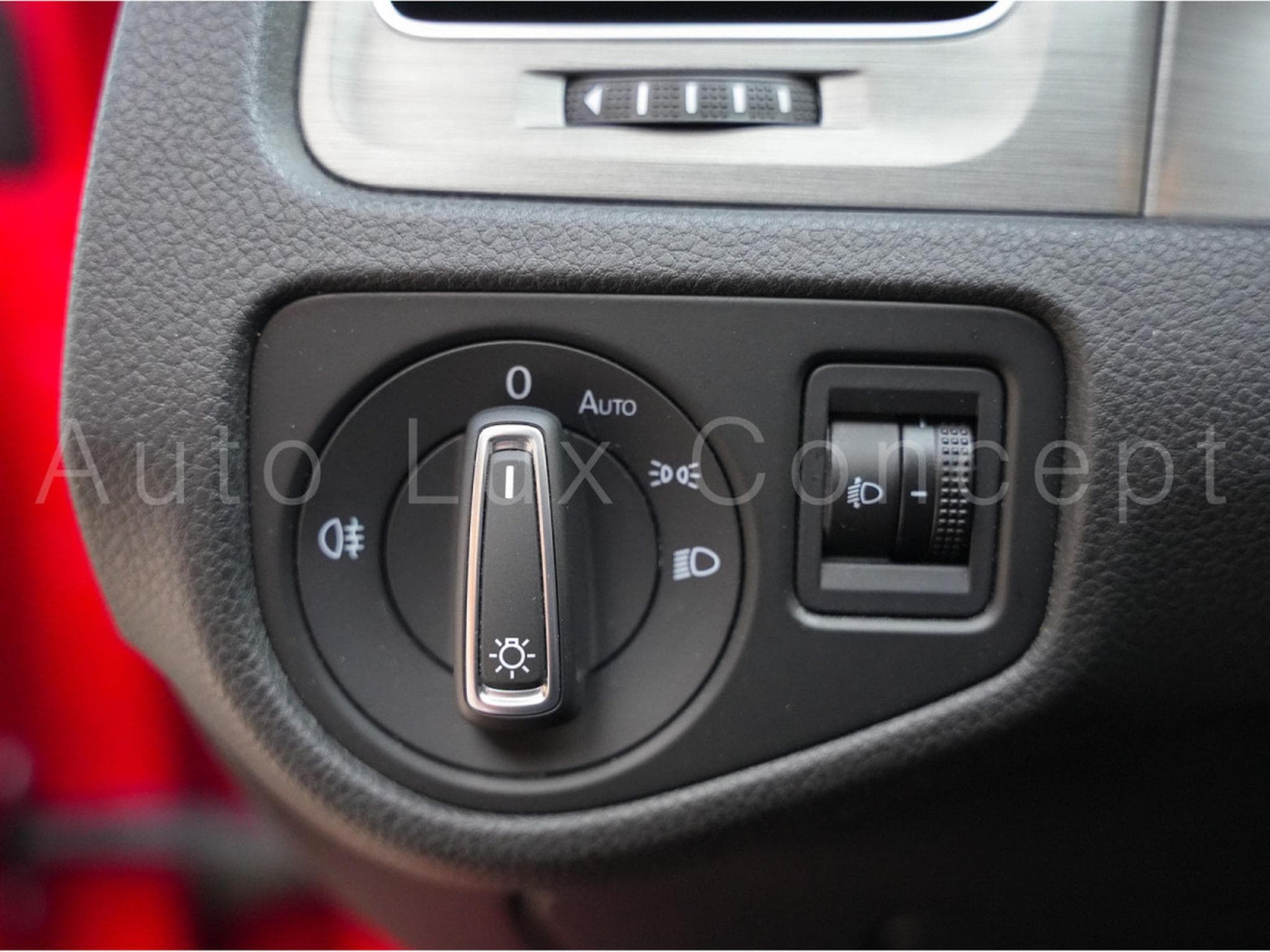 VW Golf 1.4 TSI 140 ch DSG 7 (2013) - Photo 17