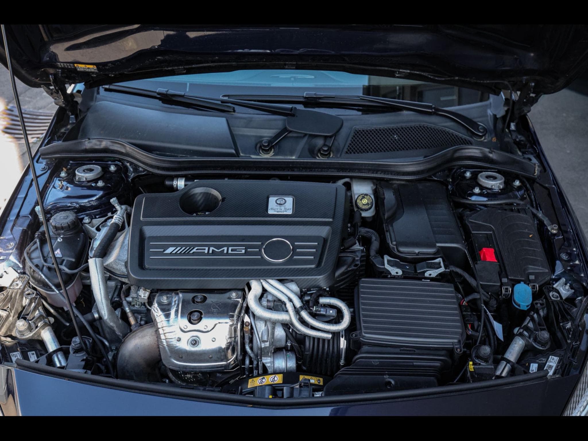 Mercedes A 45 AMG 4MATIC – CAVANSITBLAU METALLIC (2017) - Photo 17