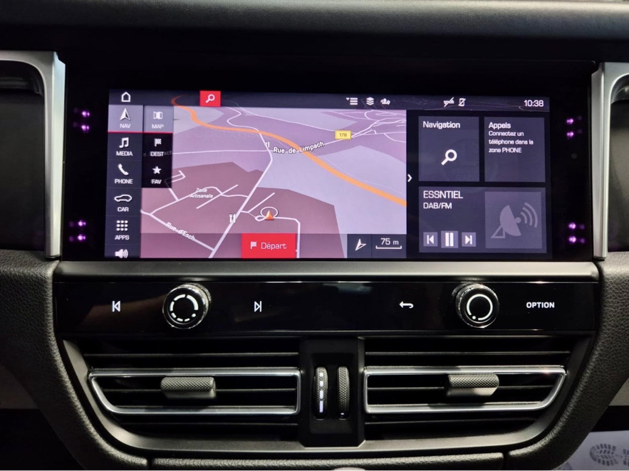 Porsche Macan NEW MODEL Porsche Approved 3/2027 265 BOSE PANO CUIR NAVI (2022) - Photo 9