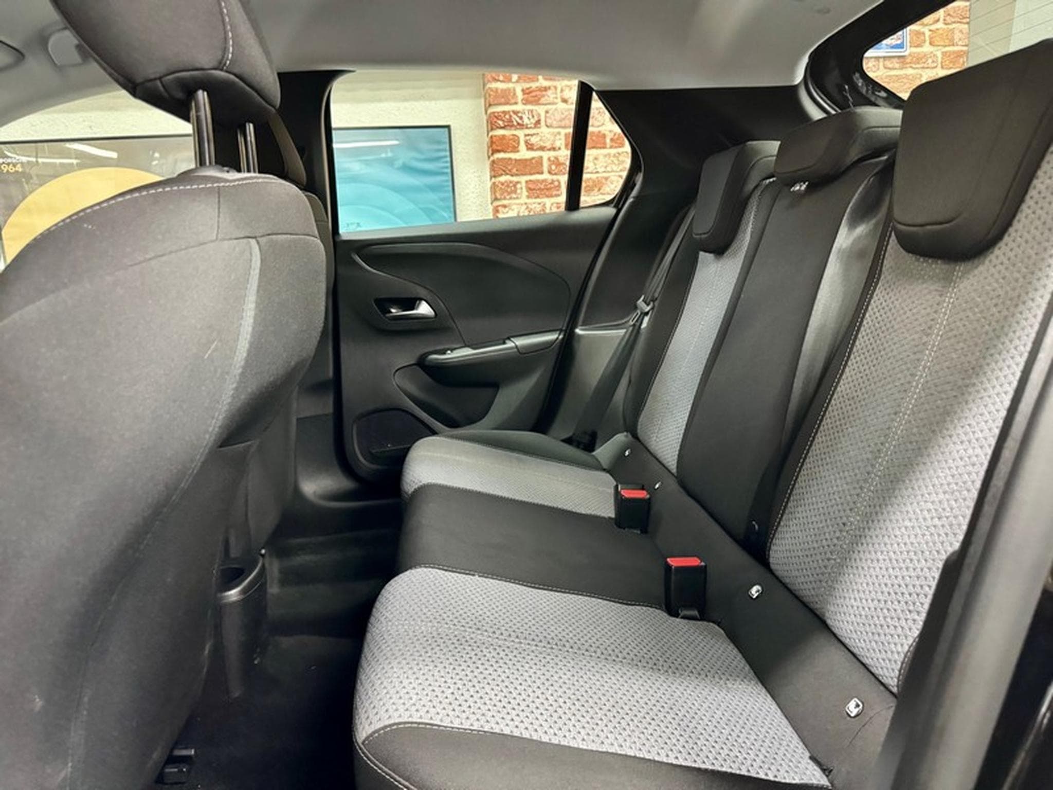 Opel Corsa Corsa 1.2 Turbo 101cv Auto EDITION (2025) - Photo 6