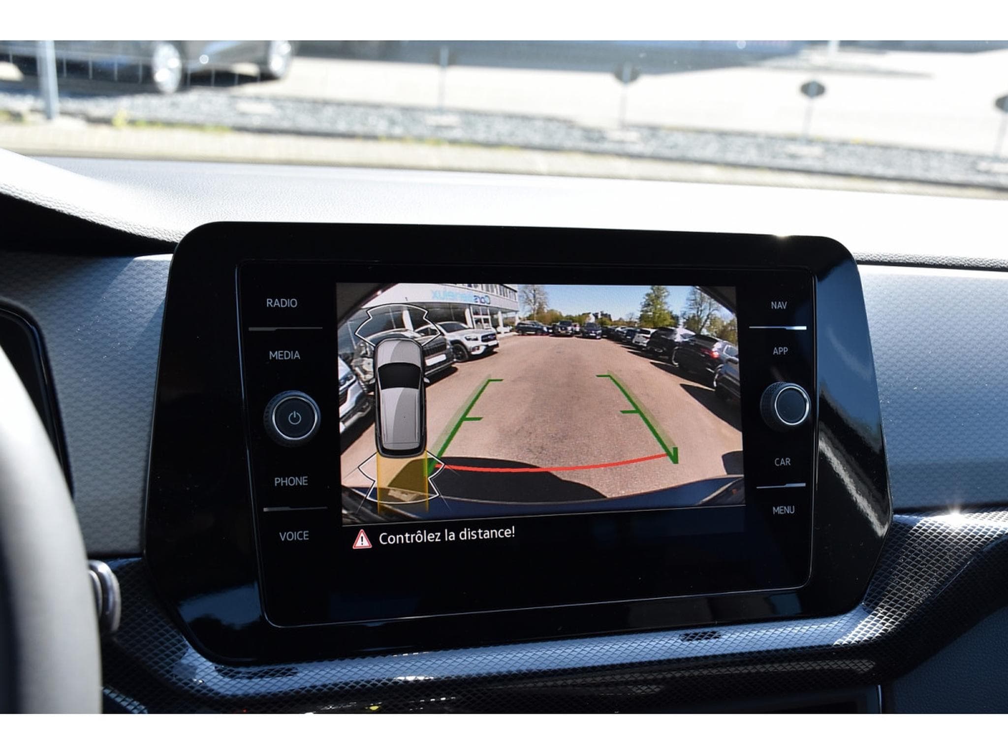 VW T-Cross 1.0 TSI Life DSG SG CHFF ACC TRAVEL SIDE CAM NEUF (2026) - Foto 16