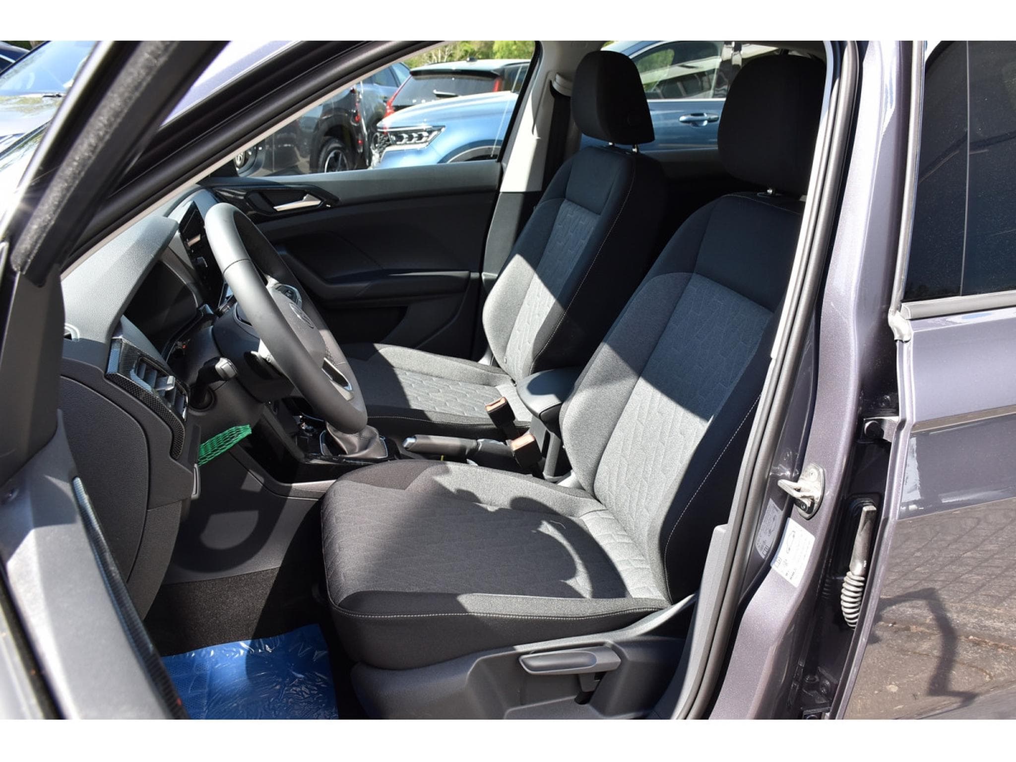 VW T-Cross 1.0 TSI Life DSG SG CHFF ACC TRAVEL SIDE CAM NEUF (2026) - Foto 6