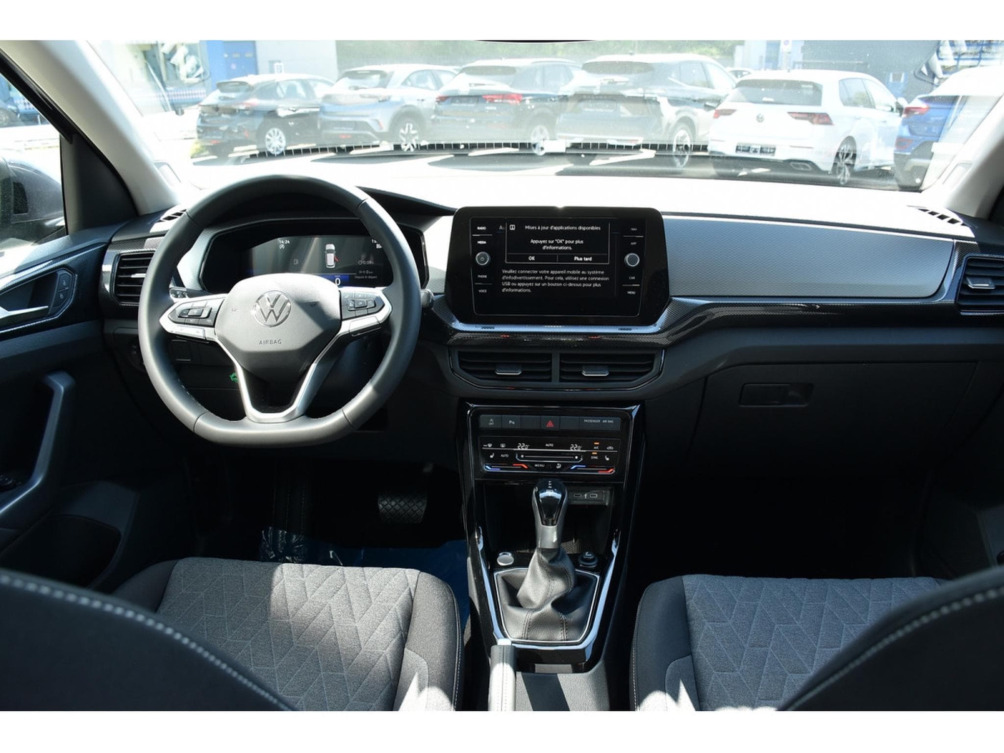 VW T-Cross 1.0 TSI Life DSG SG CHFF ACC TRAVEL SIDE CAM NEUF (2026) - Foto 9