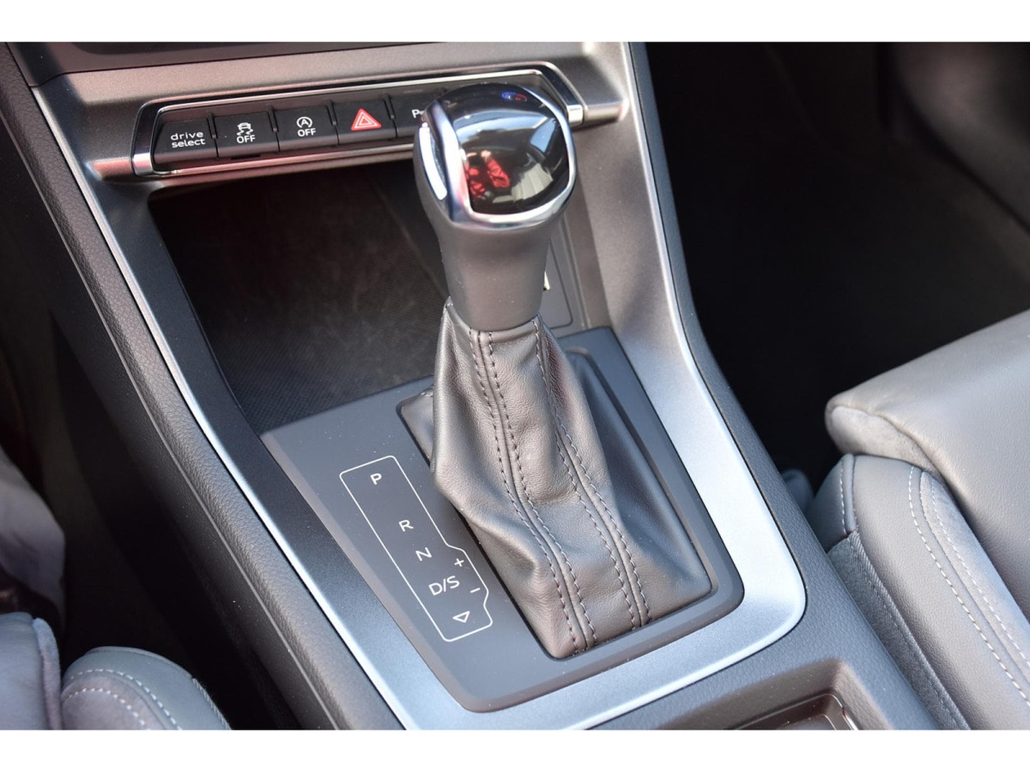 Audi Q3 Sportback 45 TFSI Quattro S-Tronic TO CUIR ACC SIDE 1° MAIN (2020) - Foto 19