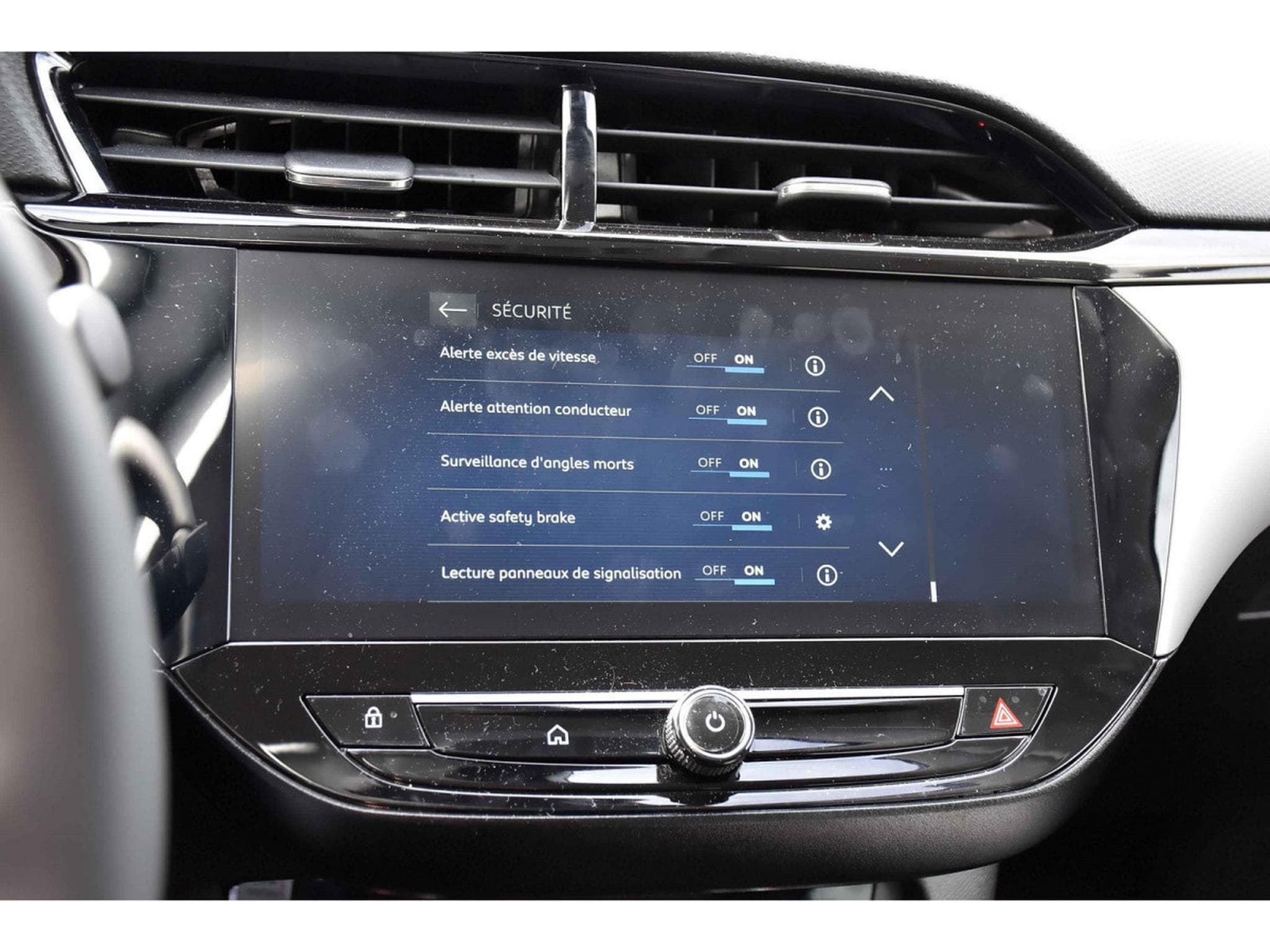 Opel Corsa 1.2 Turbo Edition AT8 REGUL LANE SIDE CAM 1° MAIN (2025) - Foto 12