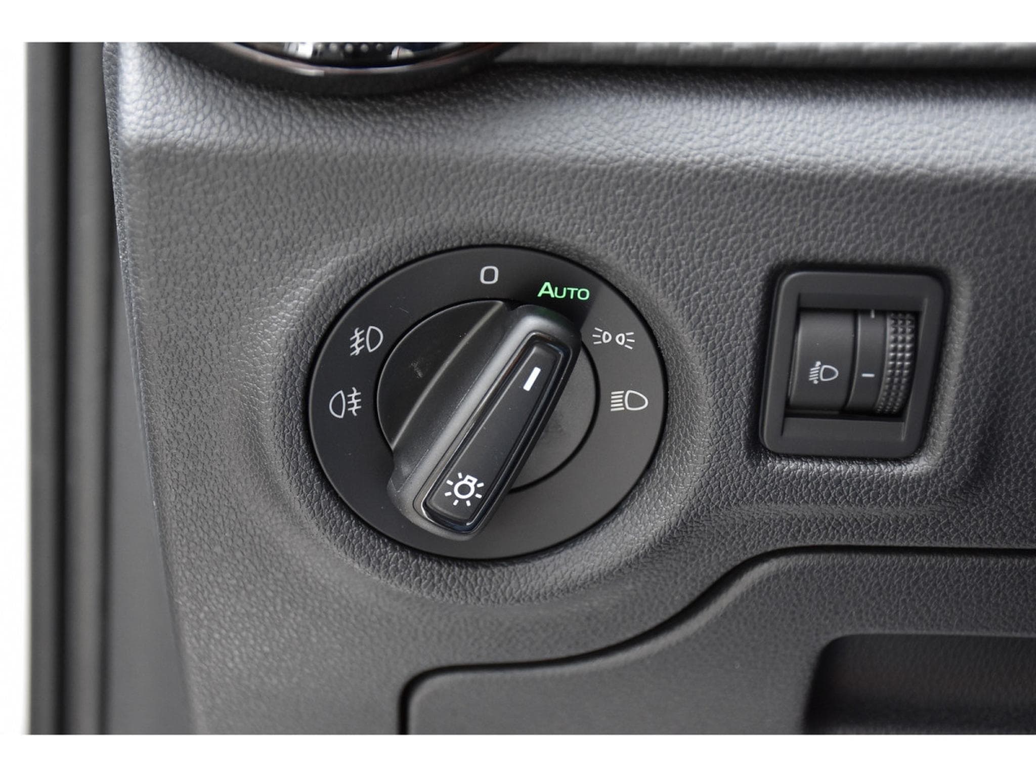 Skoda Fabia 1.0 TSI Monte Carlo DSG ACC TRAVEL CAM KESSY NEUVE (2026) - Foto 23