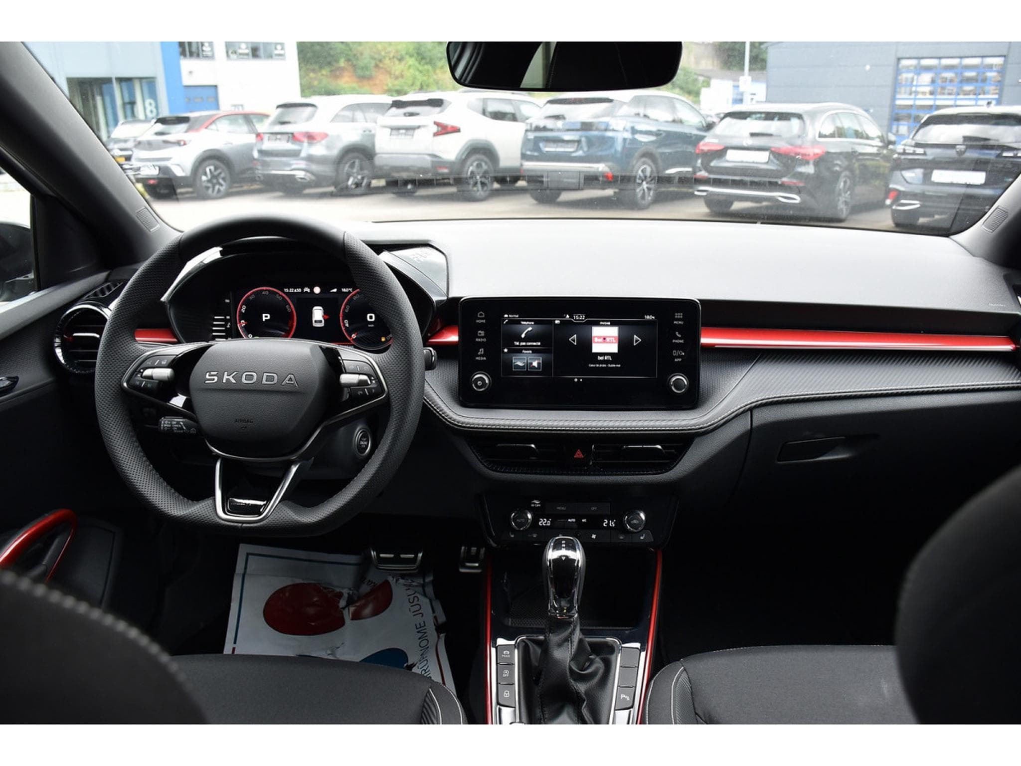 Skoda Fabia 1.0 TSI Monte Carlo DSG ACC TRAVEL CAM KESSY NEUVE (2026) - Foto 9