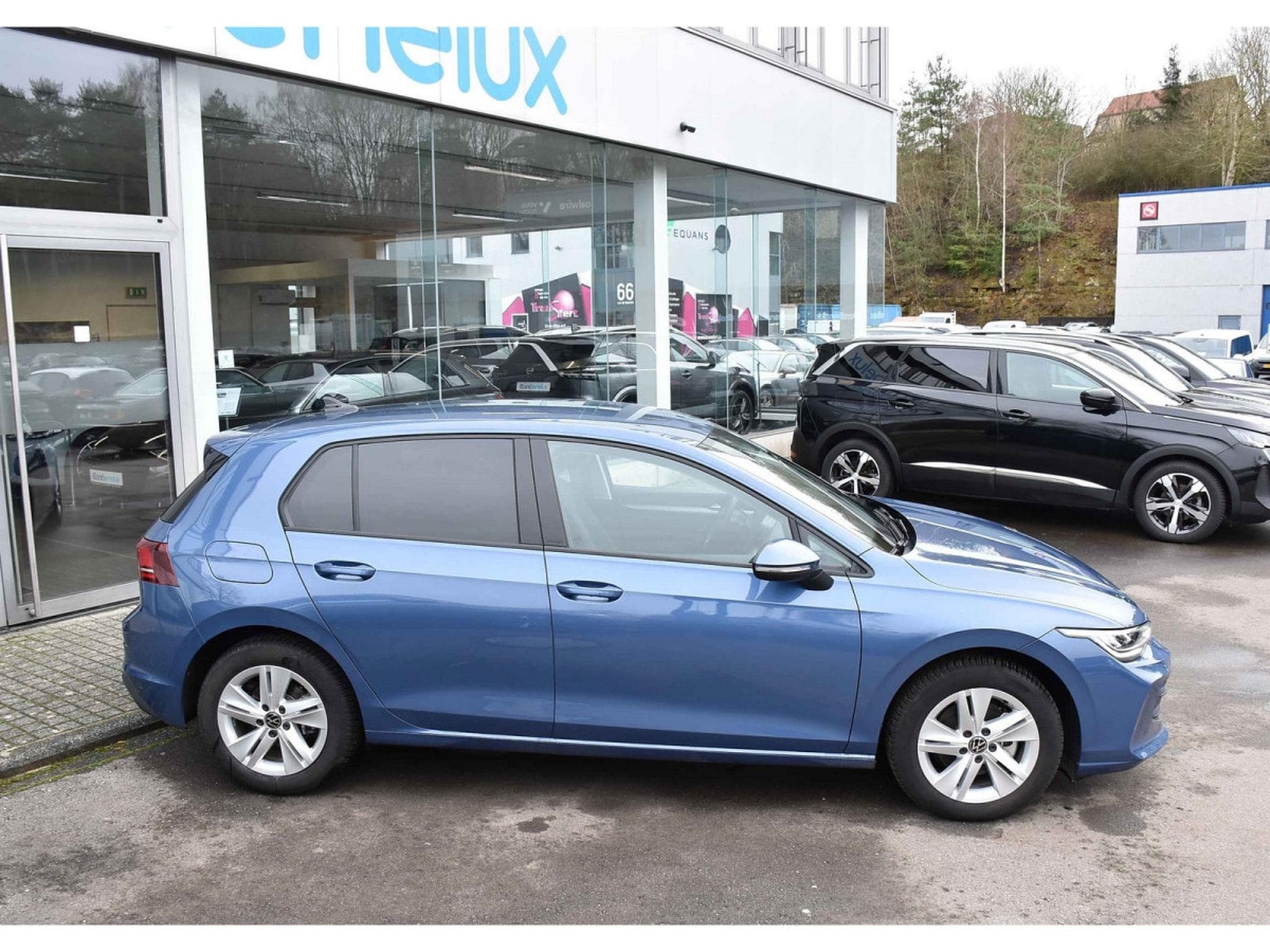 VW Golf 2.0 TDI Life DSG ACC GPS LANE 1° MAIN (2025) - Foto 3