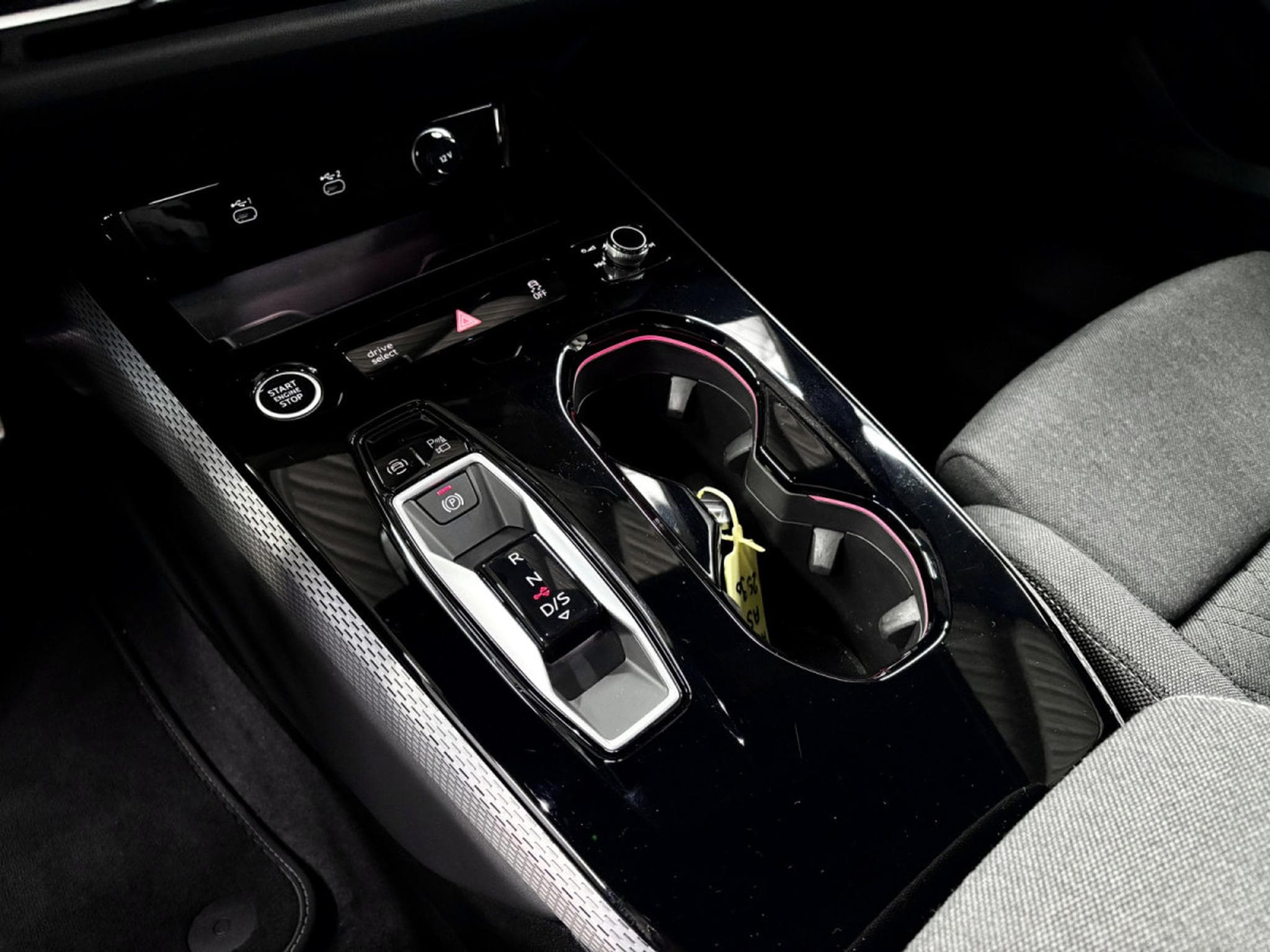 Audi A5 40 TDI 204 CV AVANT S TRONIC S LINE PLUS *360°* (2025) - Foto 13