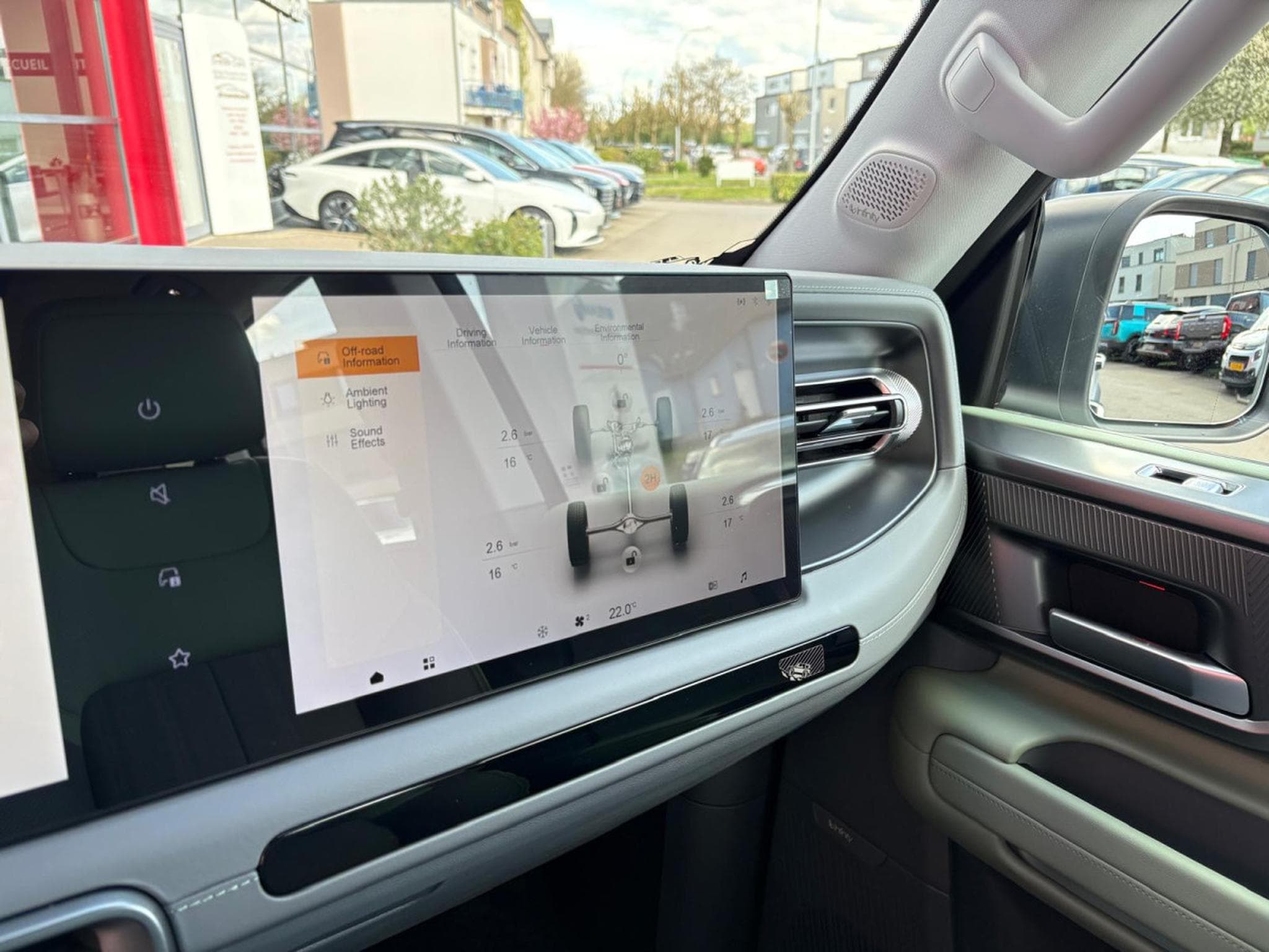 Baic BJ40 PRO TVA FULL OPTIONS (2026) - Foto 25