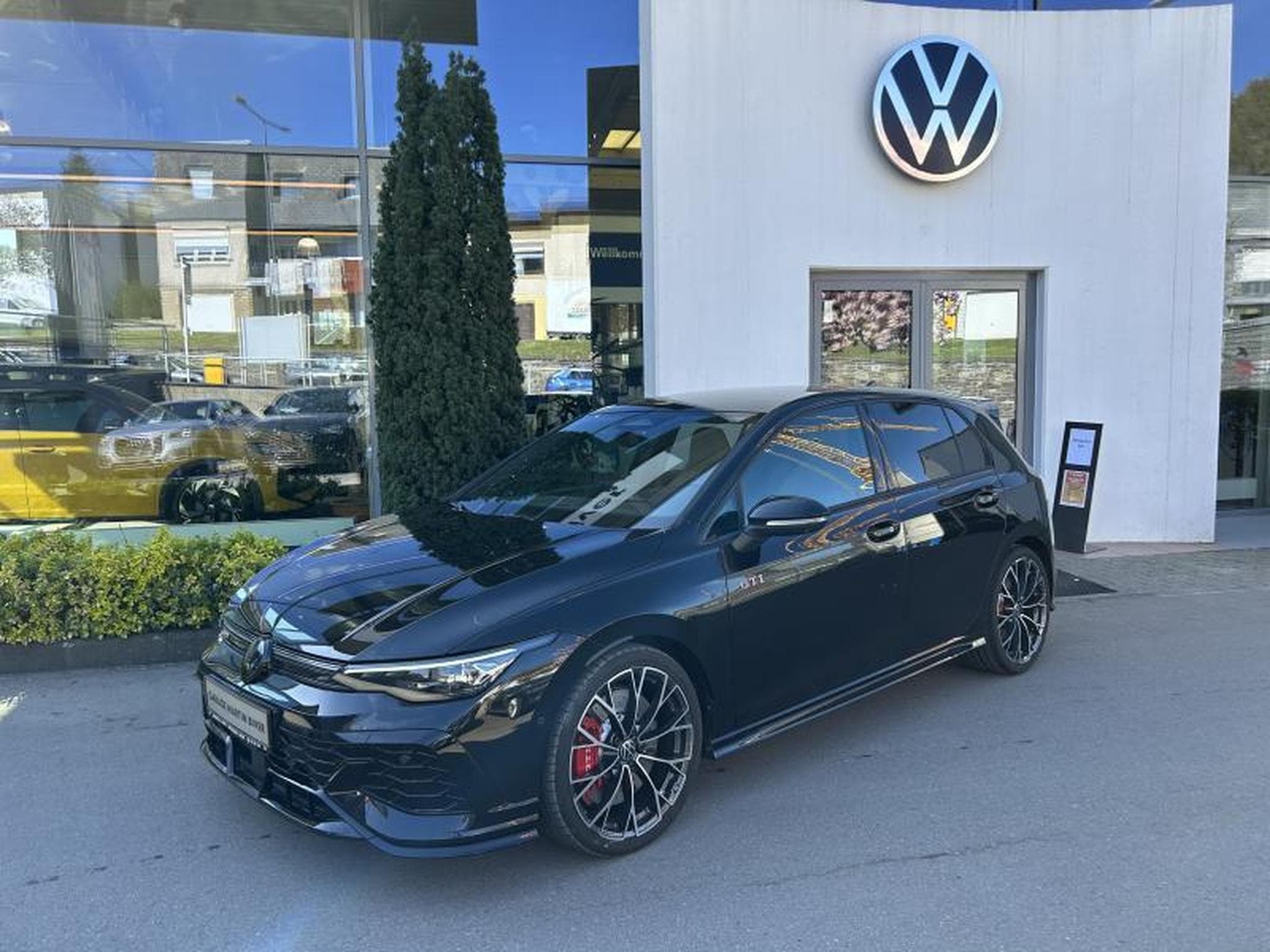 VW Golf GTI Clubsport (2025) - Photo 2