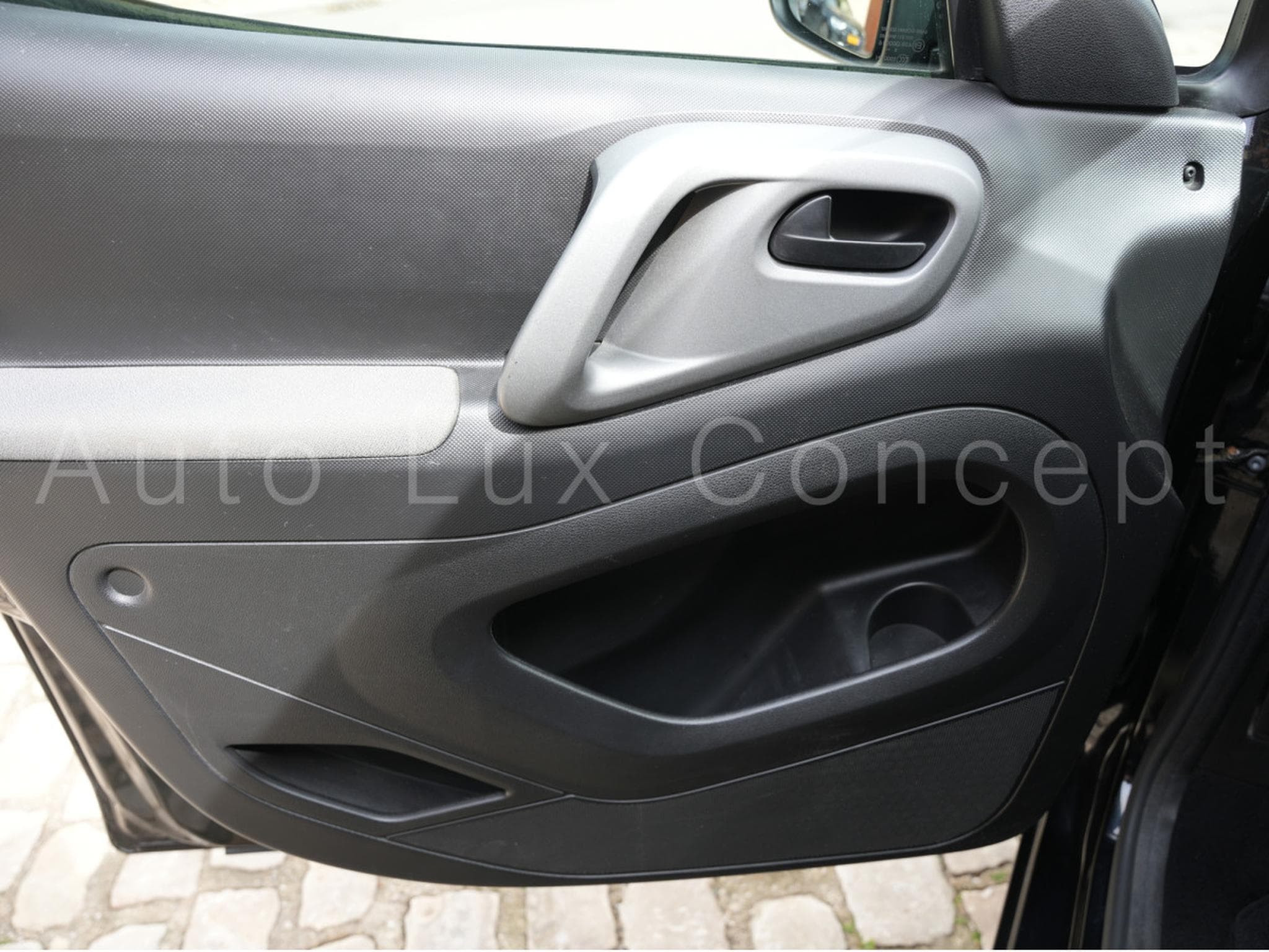 Citroën Berlingo Multispace 1.6 BlueHDi 100 ch Selection (2015) - Photo 15