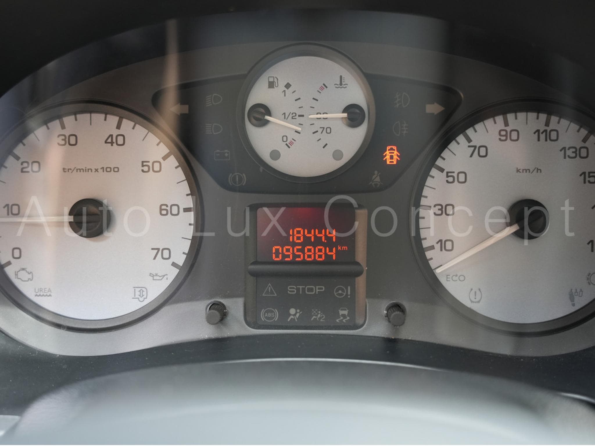 Citroën Berlingo Multispace 1.6 BlueHDi 100 ch Selection (2015) - Photo 18