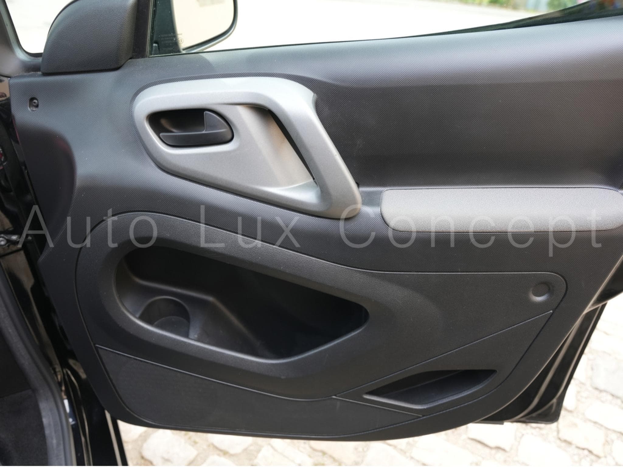 Citroën Berlingo Multispace 1.6 BlueHDi 100 ch Selection (2015) - Photo 24