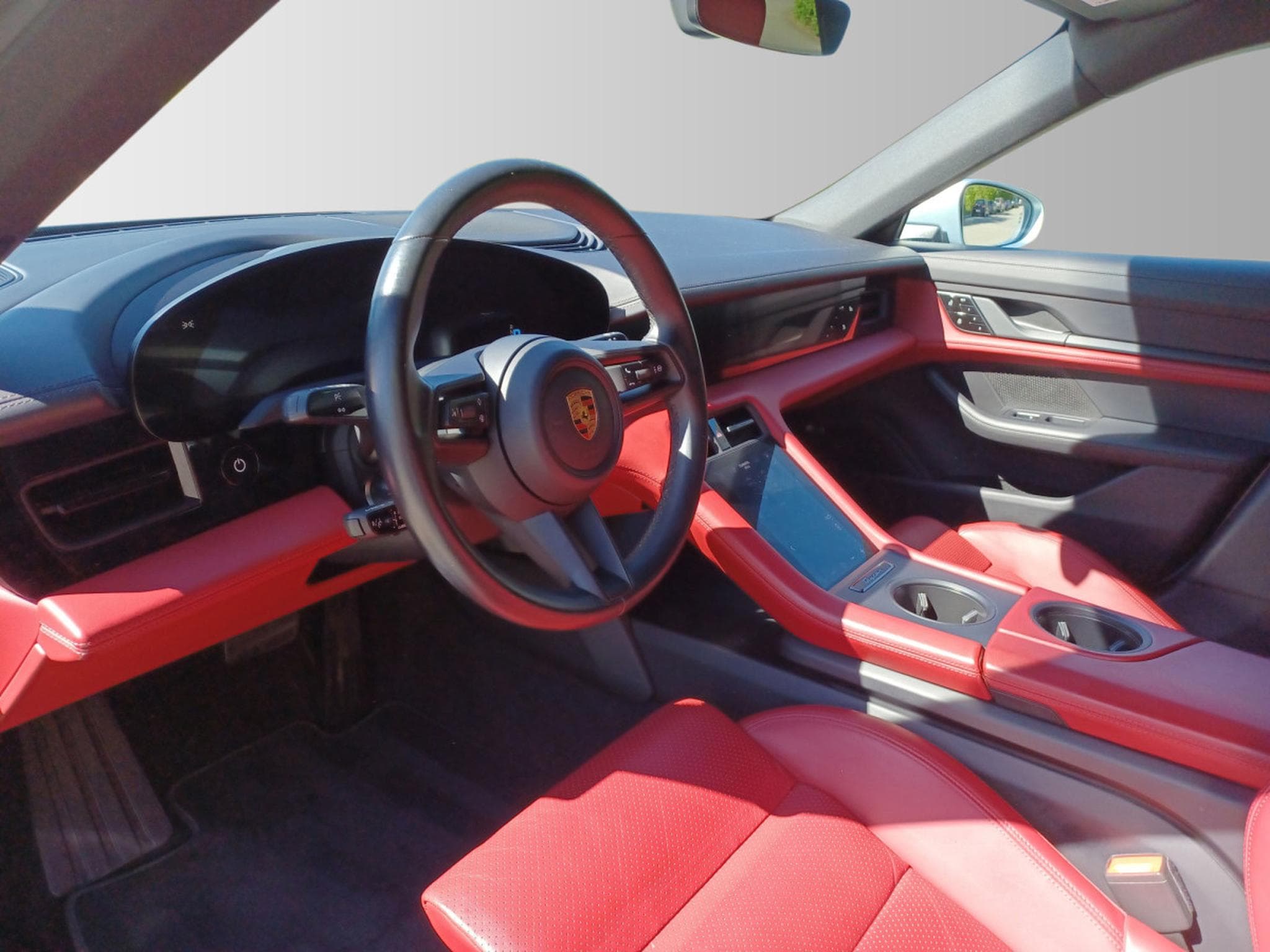 Porsche Taycan 4S (2021) - Photo 7