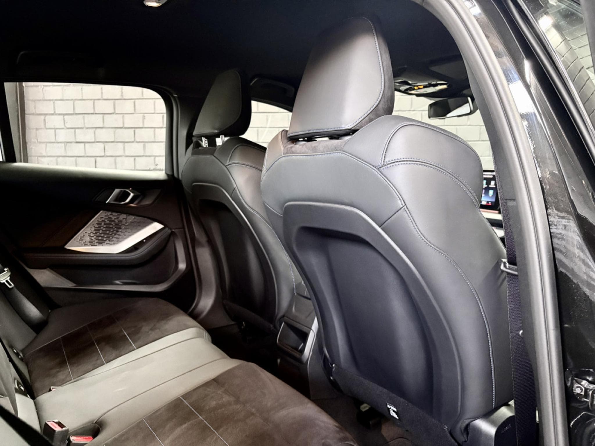 BMW 120 120i M-Sport 170CV  *Sièges Chauffants* Shadow Line * (2025) - Photo 22