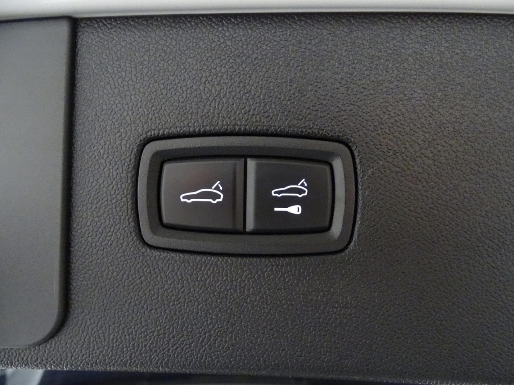 Porsche Cayenne 4.0 TURBO PSCB SPORT DESIGN CARBON APPROVED Hinterradlenkung (2019) - Photo 20