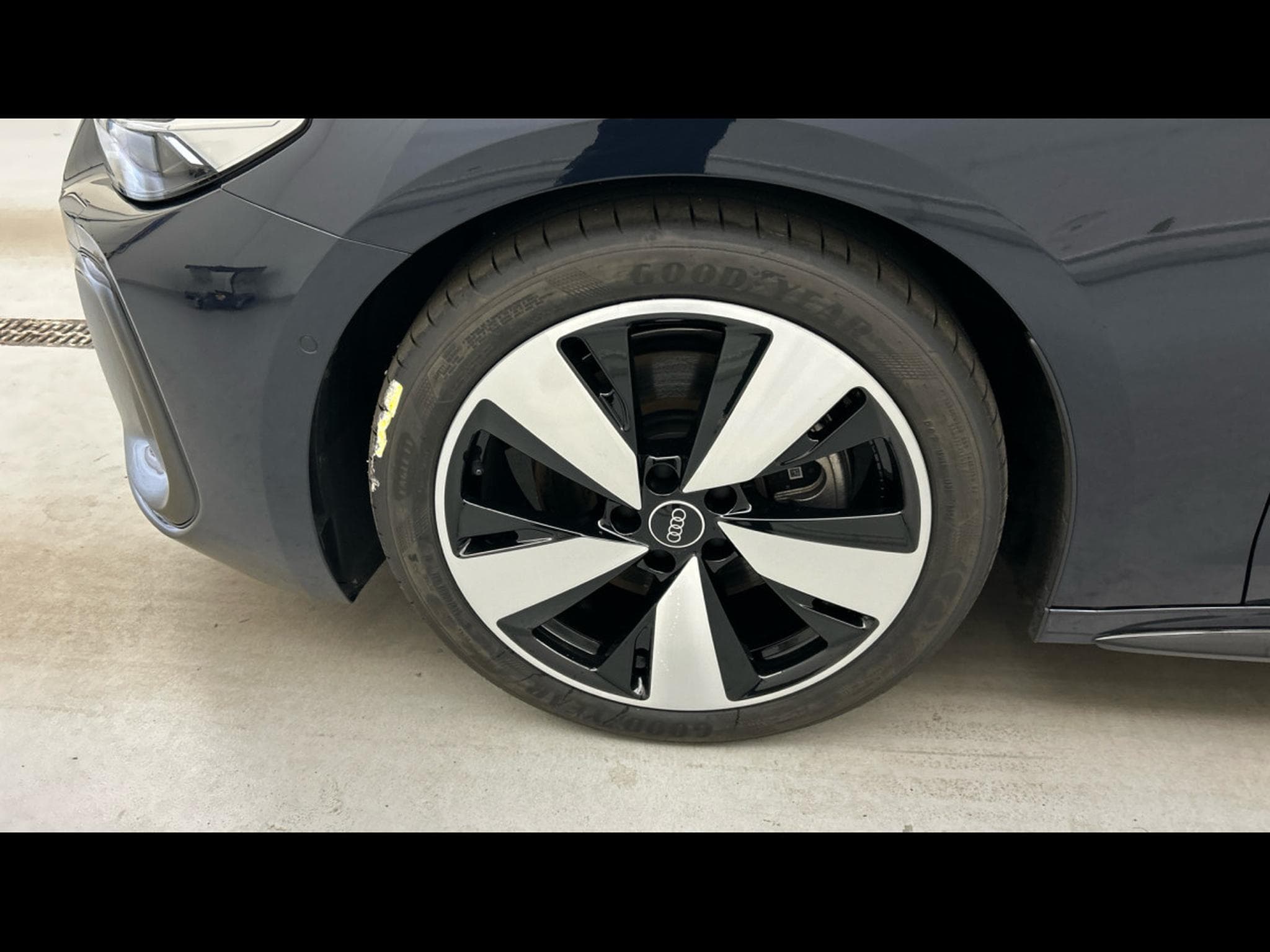 Audi A5 40 TDI 204 CV AVANT S TRONIC S LINE PLUS *CAMERA* (2025) - Photo 23