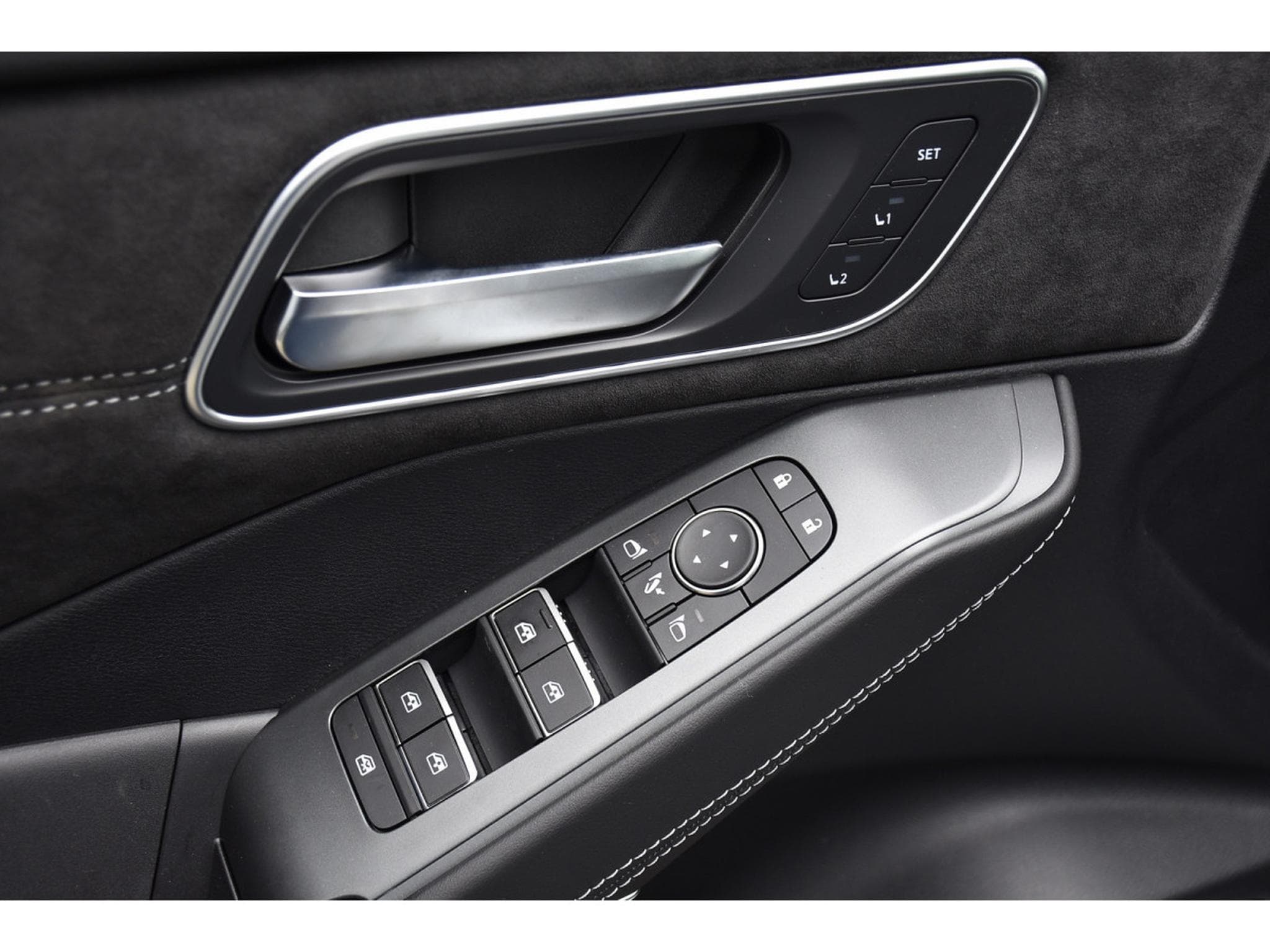 Nissan Qashqai 1.3 DIG-T MHEV N-Design Xtronic CUIR MEMO BOSE PANO NEUF (2025) - Photo 24