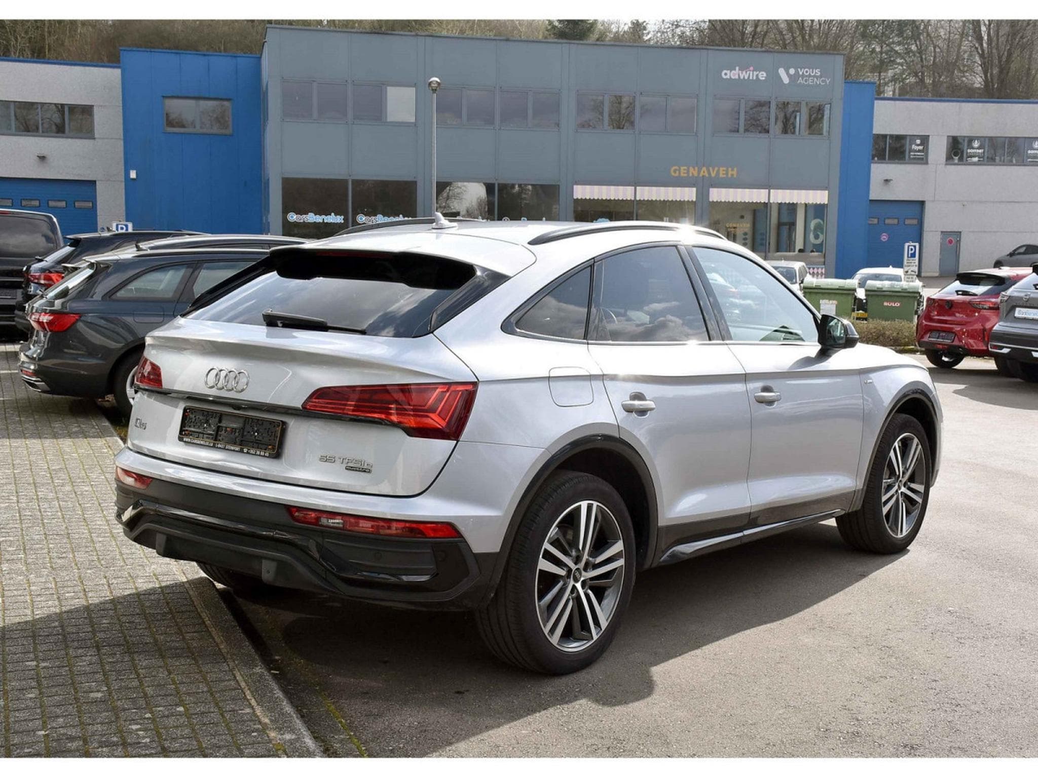 Audi Q5 Sportback 55 TFSIe Quattro S-Line S-Tronic (2021) - Photo 4