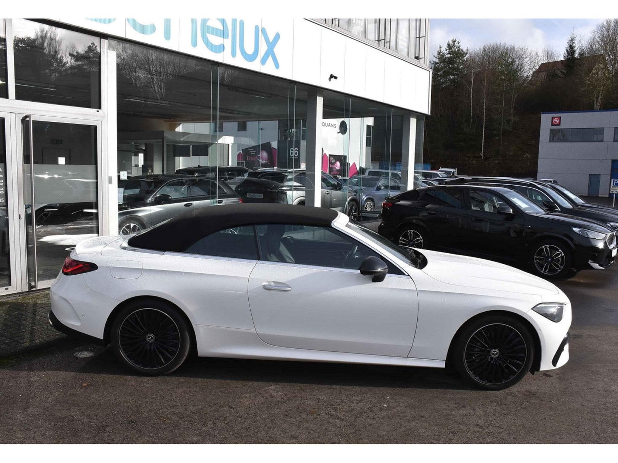 Mercedes CLE 200 AMG Line 9G-Tronic MEMO SG VENT DISTRONIC SIDE AIRSCARF 1°M. (2025) - Photo 4