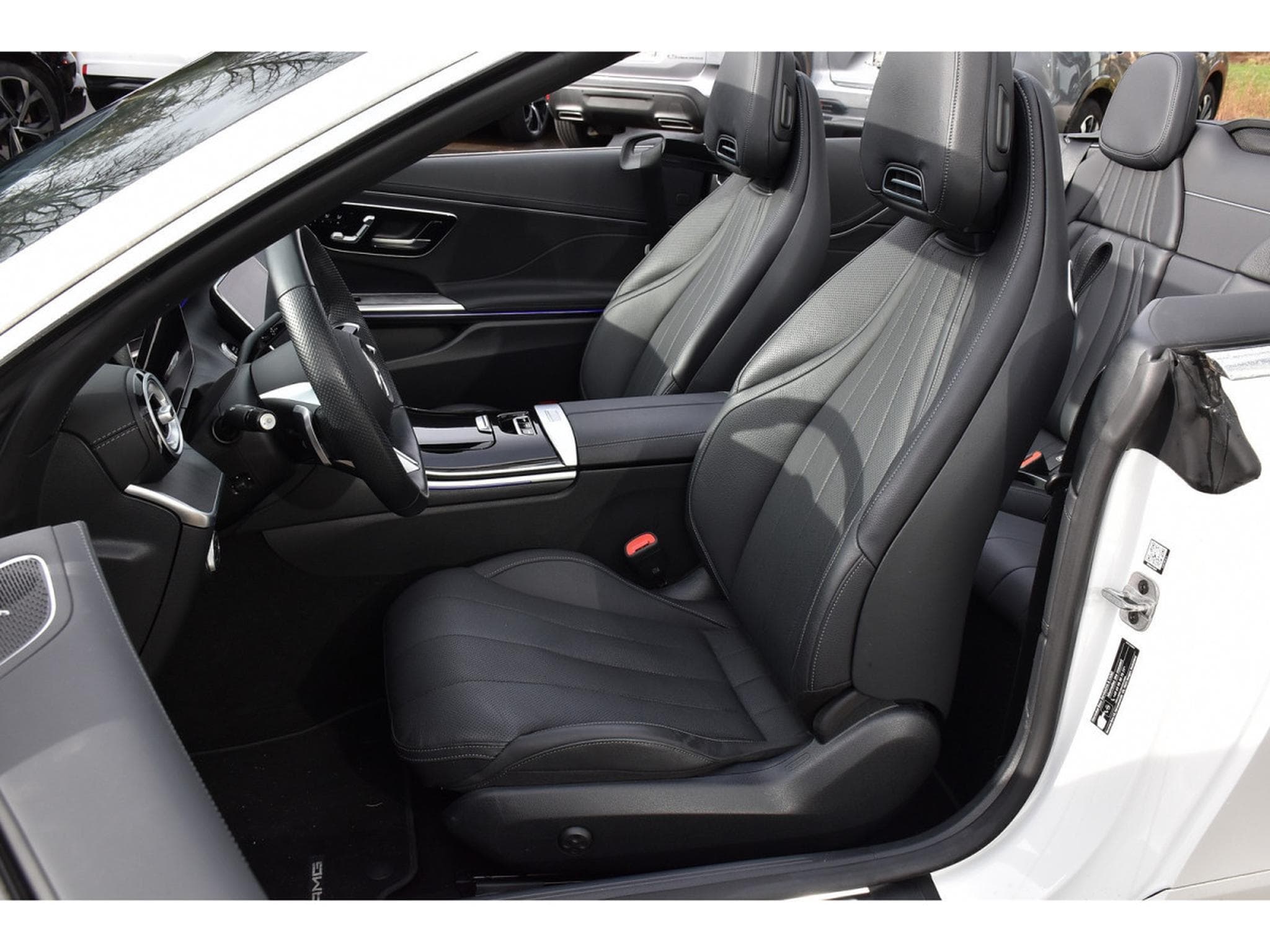 Mercedes CLE 200 AMG Line 9G-Tronic MEMO SG VENT DISTRONIC SIDE AIRSCARF 1°M. (2025) - Photo 8