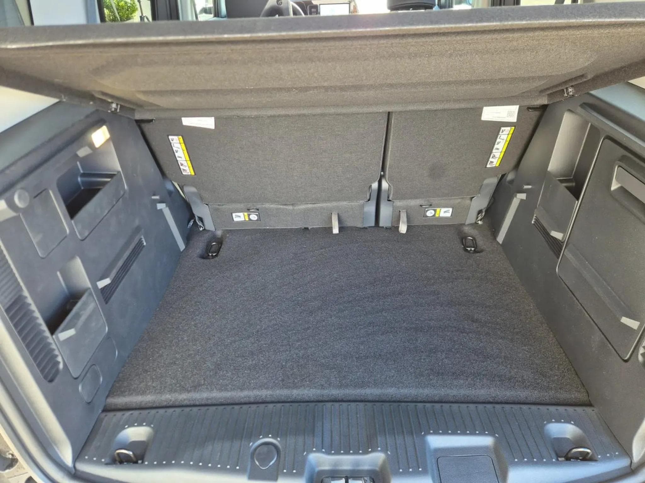 Ford Tourneo 1.0i Ecoboost 125 Active (2026) - Photo 20